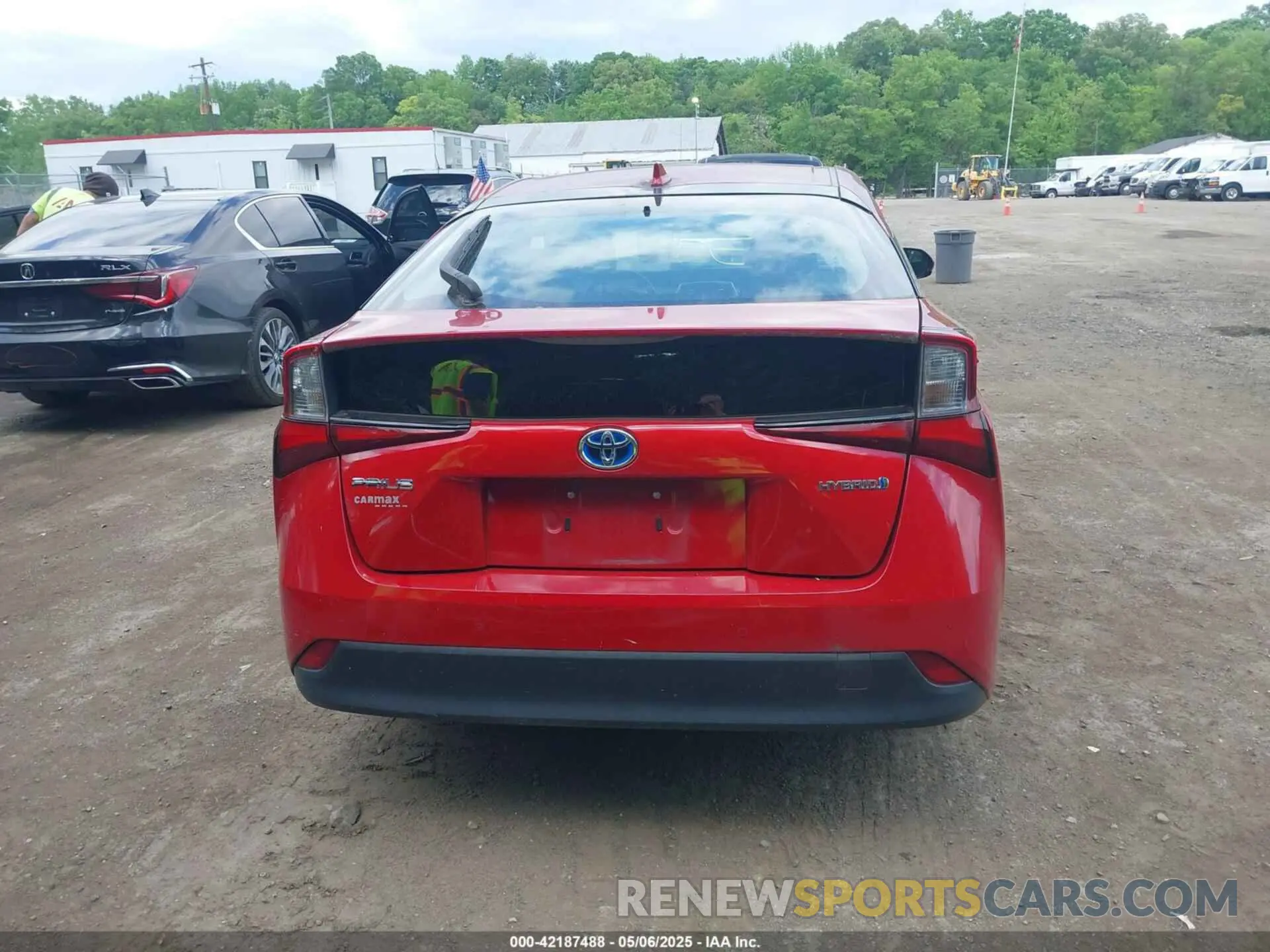 16 fotografías del automóvil dañado JTDKARFU1K3101487 TOYOTA PRIUS 2019