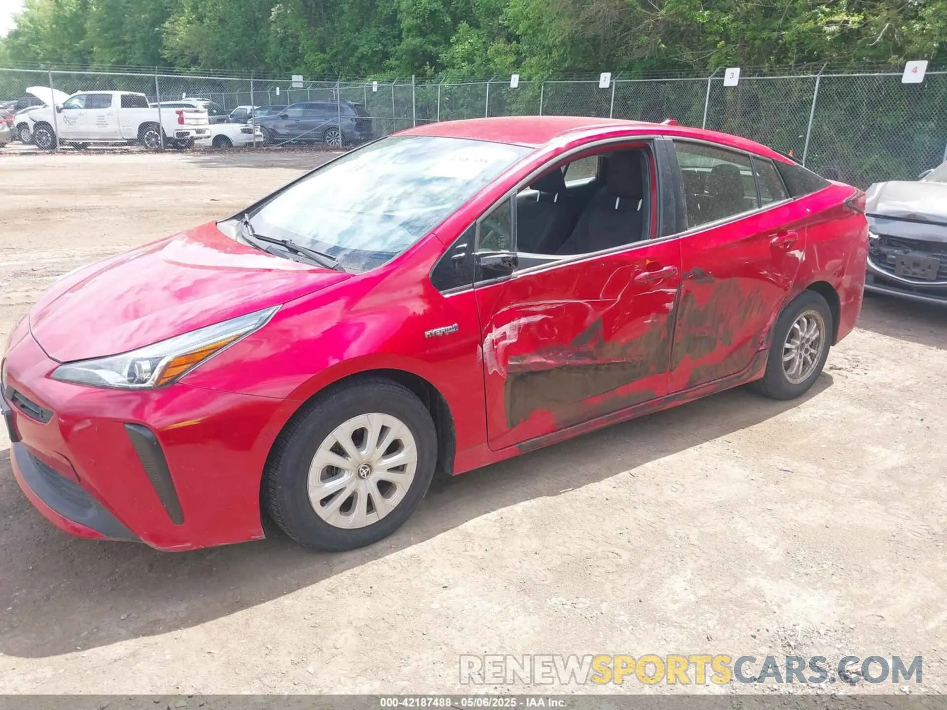 2 fotografías del automóvil dañado JTDKARFU1K3101487 TOYOTA PRIUS 2019