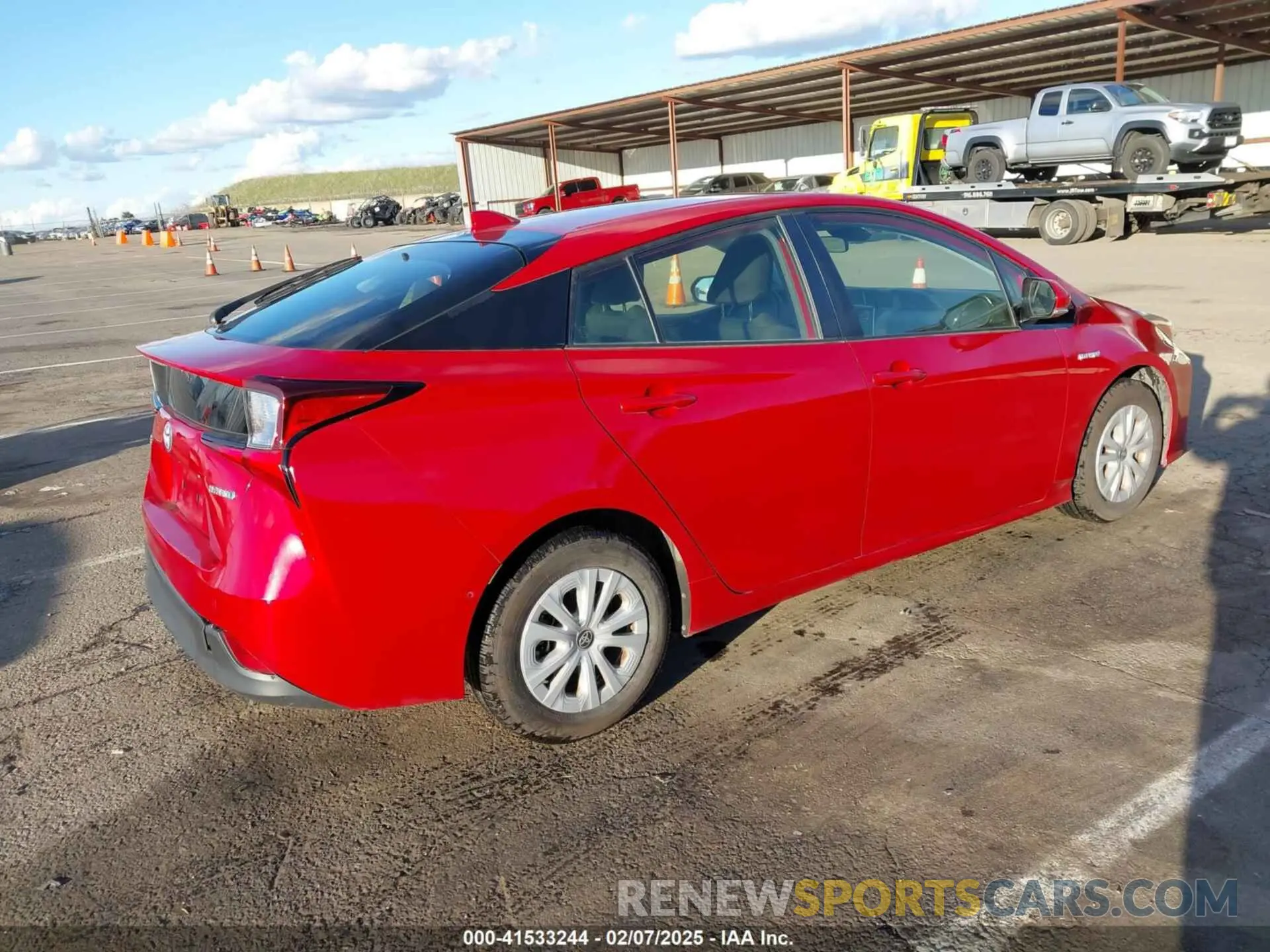 4 fotografías del automóvil dañado JTDKARFU2K3069858 TOYOTA PRIUS 2019