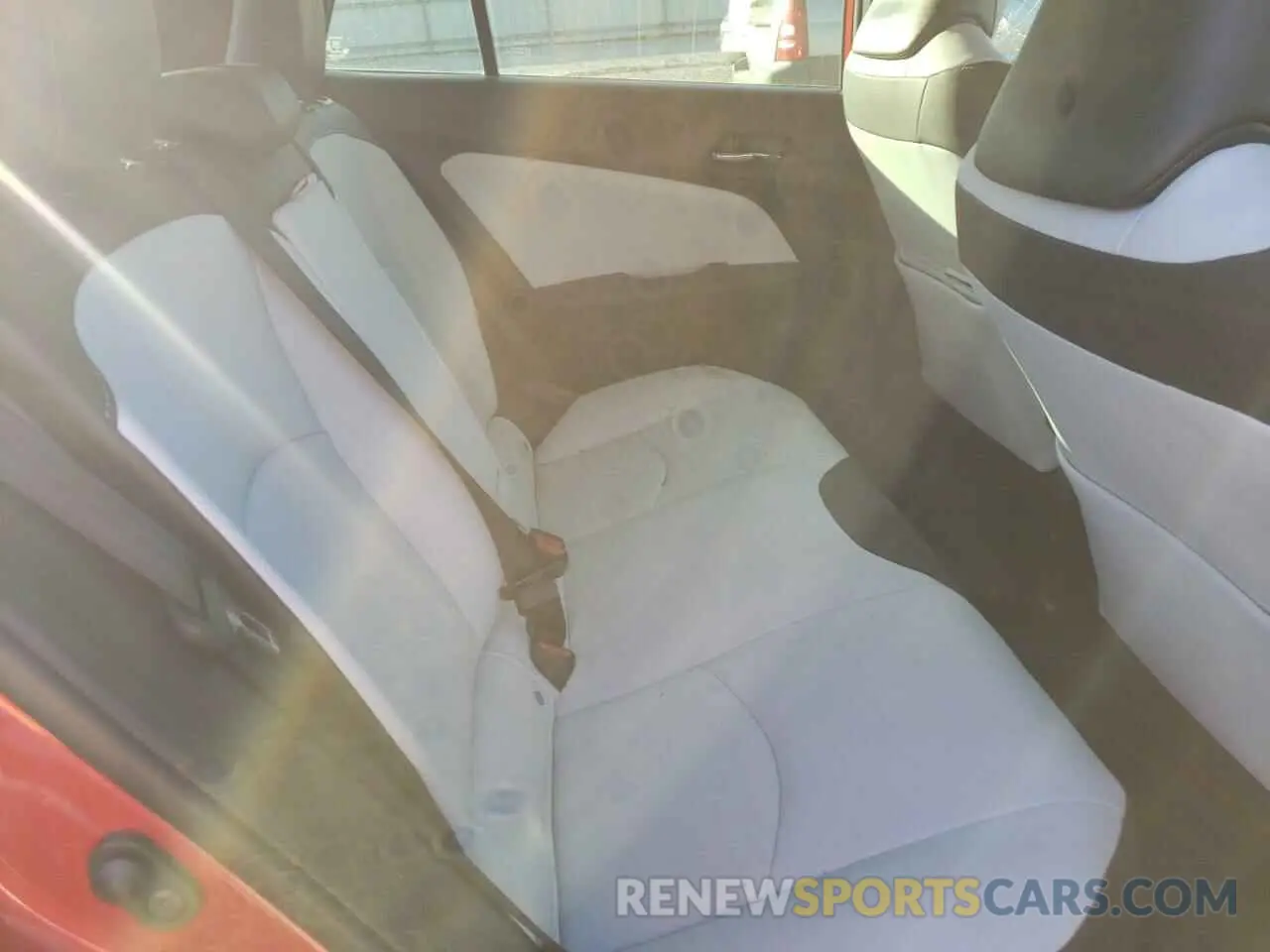 10 fotografías del automóvil dañado JTDKARFU2K3073957 TOYOTA PRIUS 2019