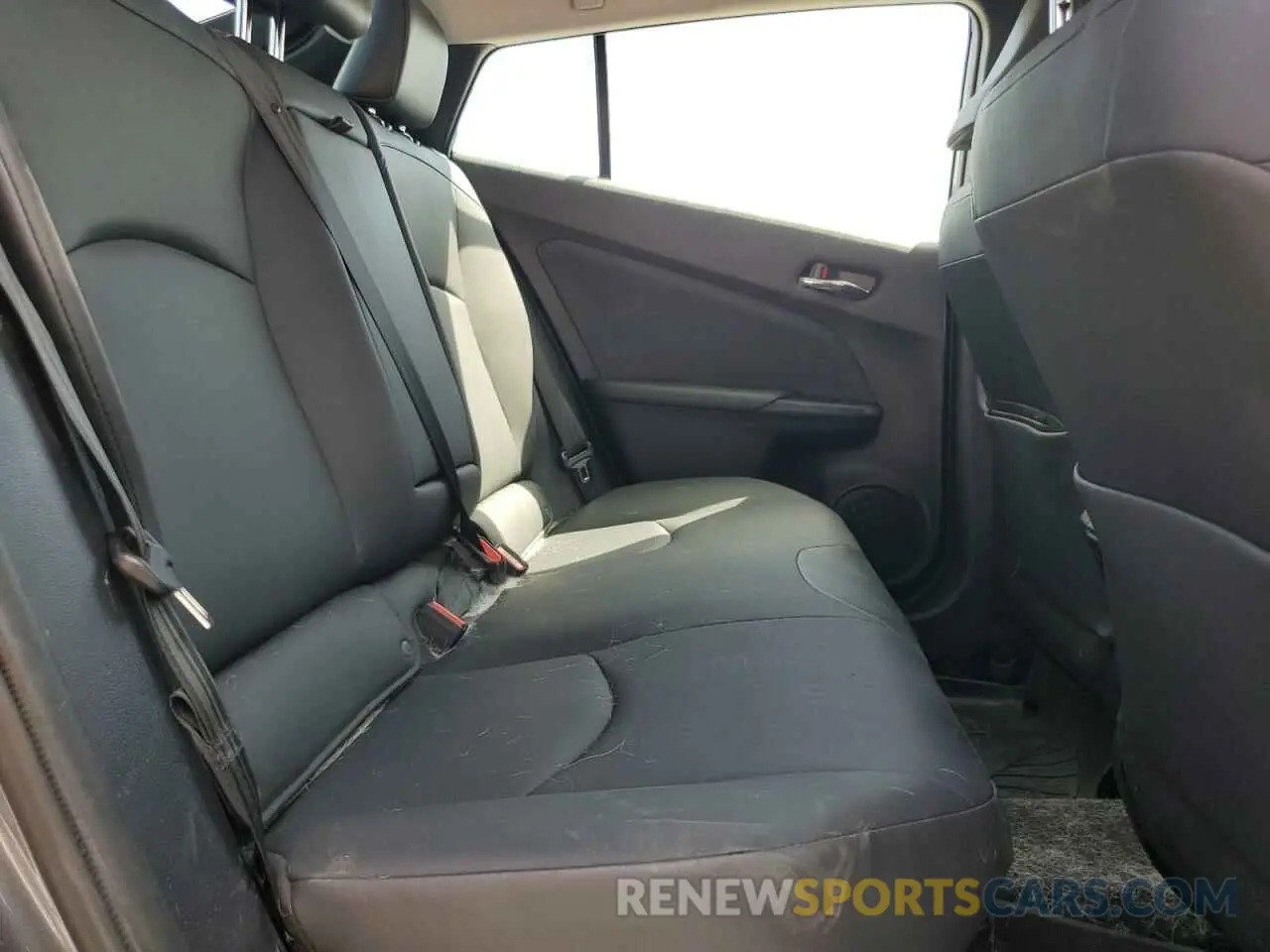10 fotografías del automóvil dañado JTDKARFU2K3079905 TOYOTA PRIUS 2019