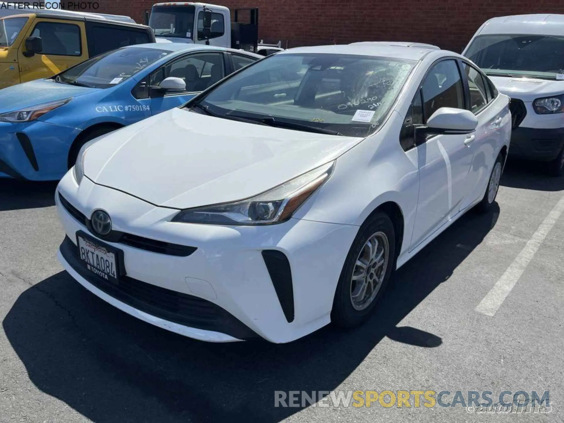 15 fotografías del automóvil dañado JTDKARFU2K3090290 TOYOTA PRIUS 2019
