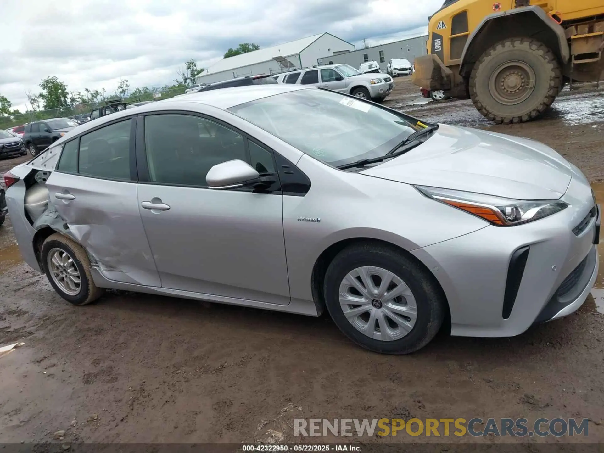 13 fotografías del automóvil dañado JTDKARFU2K3096560 TOYOTA PRIUS 2019