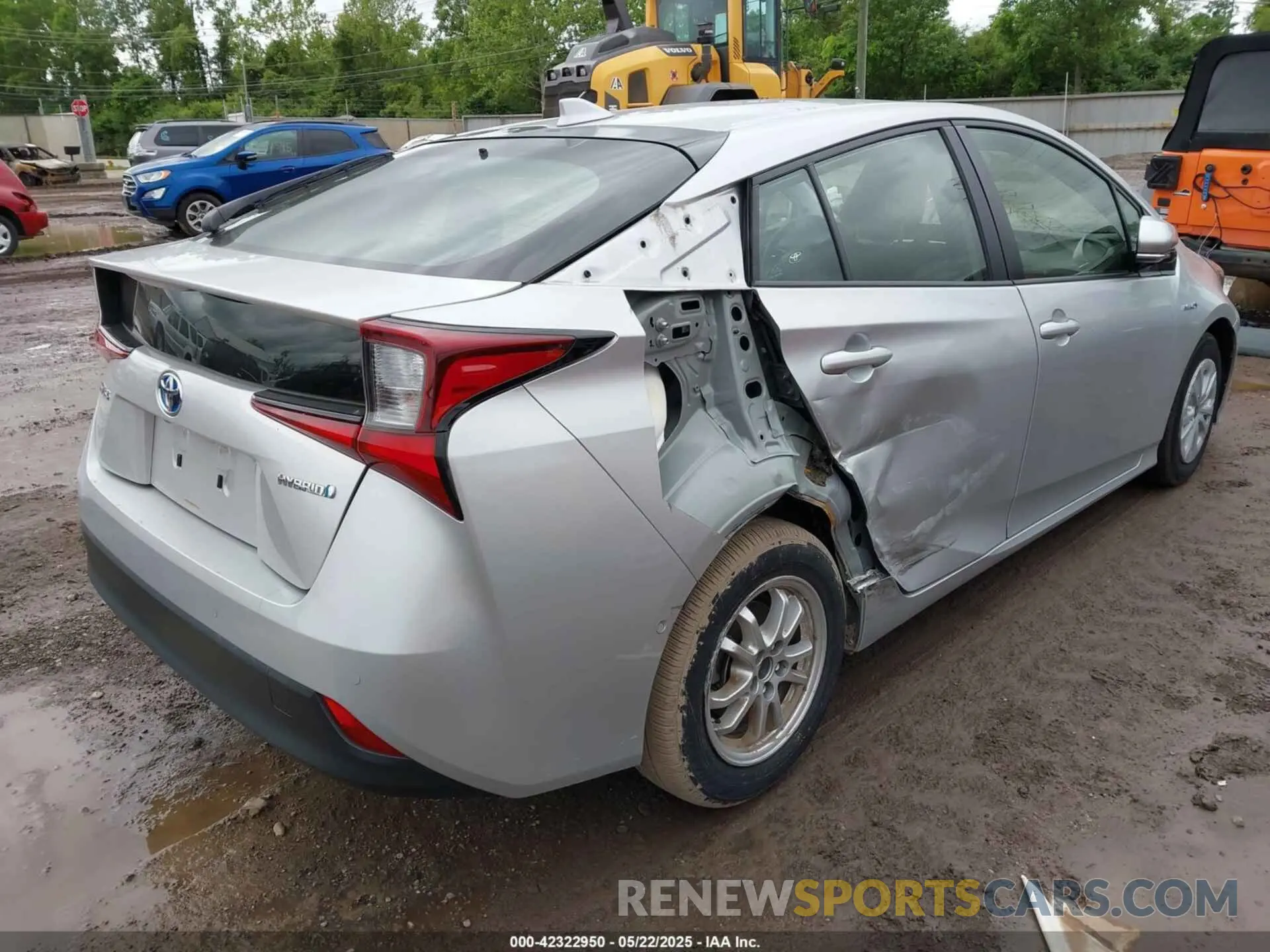 4 fotografías del automóvil dañado JTDKARFU2K3096560 TOYOTA PRIUS 2019