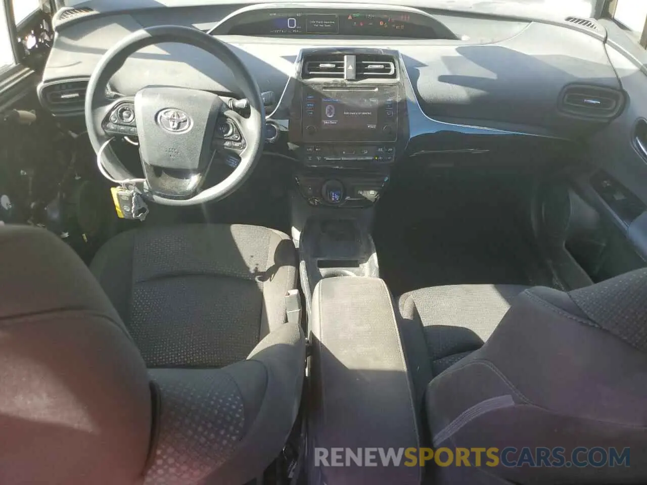 8 fotografías del automóvil dañado JTDKARFU3K3074258 TOYOTA PRIUS 2019