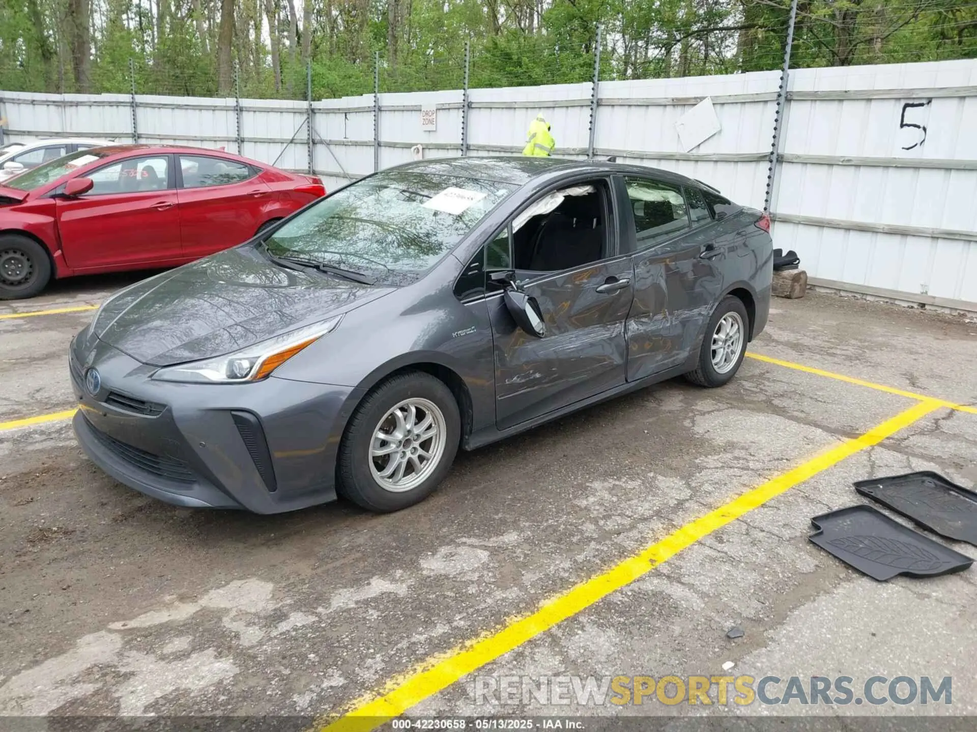 2 fotografías del automóvil dañado JTDKARFU3K3080738 TOYOTA PRIUS 2019