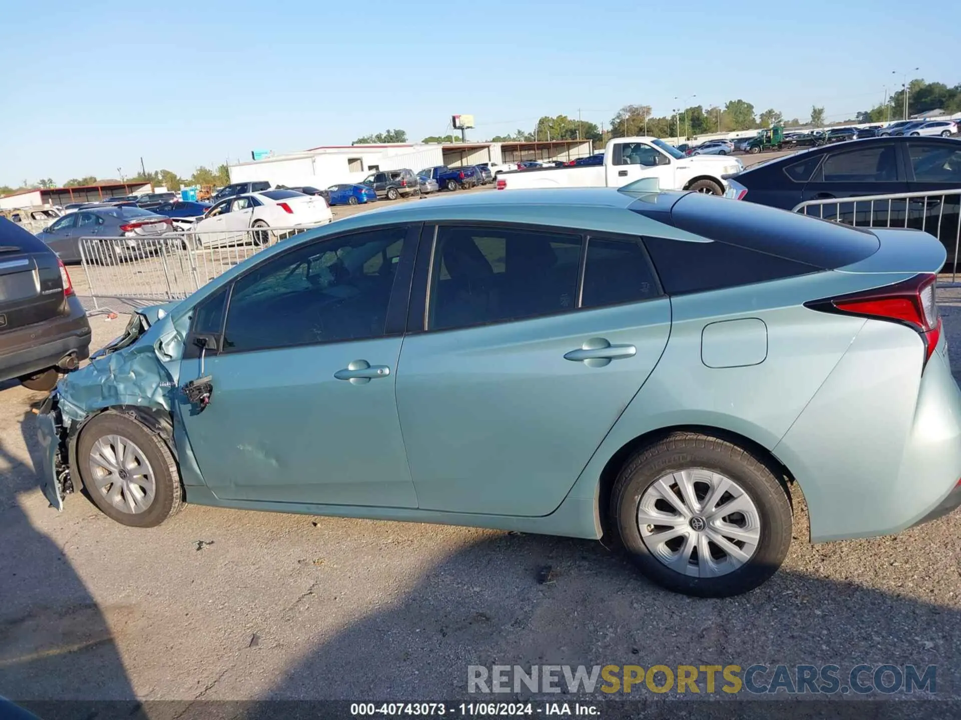 14 fotografías del automóvil dañado JTDKARFU3K3082148 TOYOTA PRIUS 2019