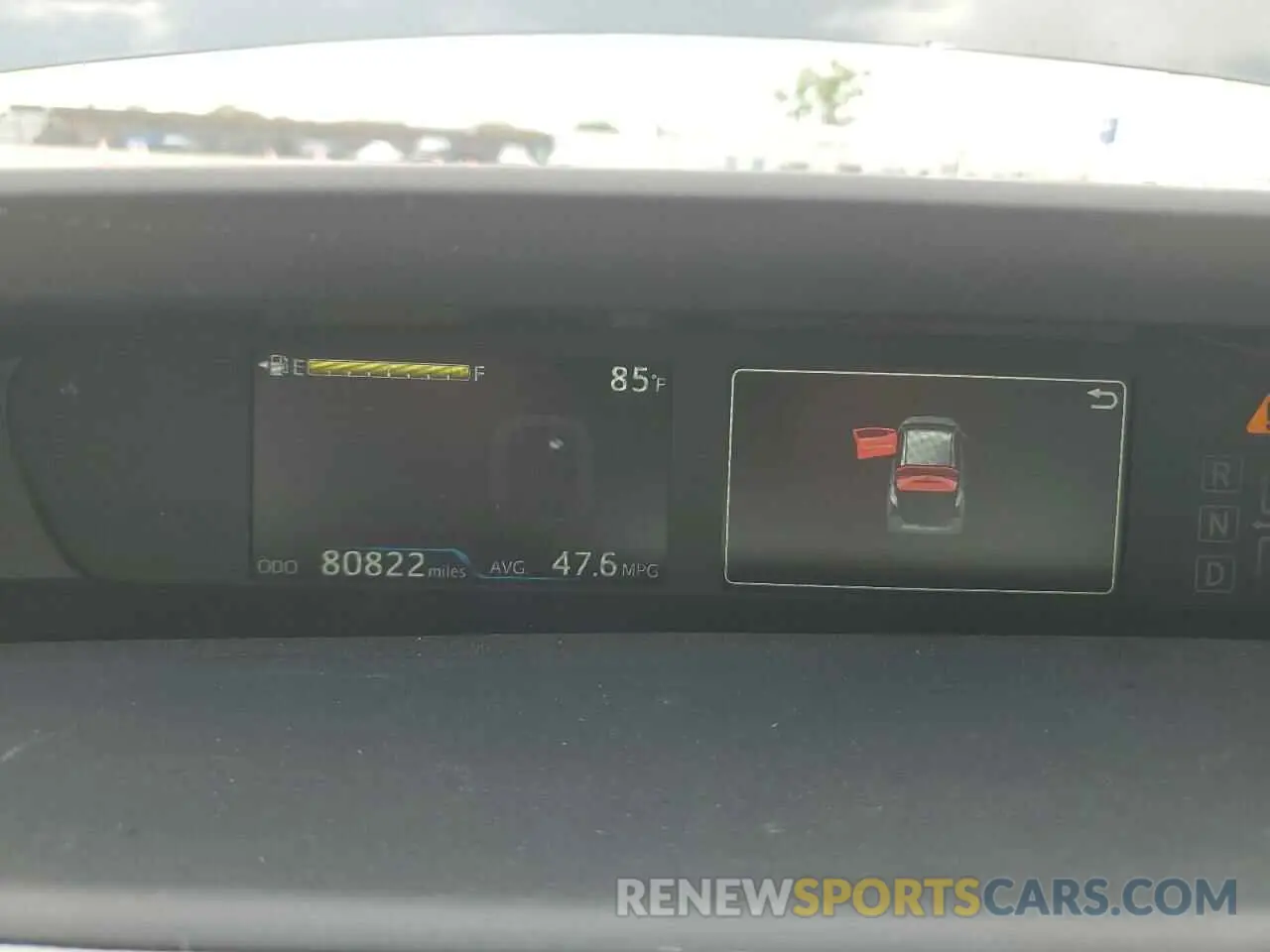 9 fotografías del automóvil dañado JTDKARFU3K3083235 TOYOTA PRIUS 2019