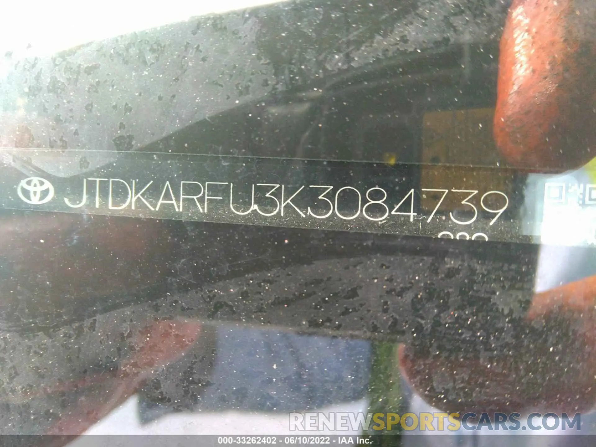 9 fotografías del automóvil dañado JTDKARFU3K3084739 TOYOTA PRIUS 2019