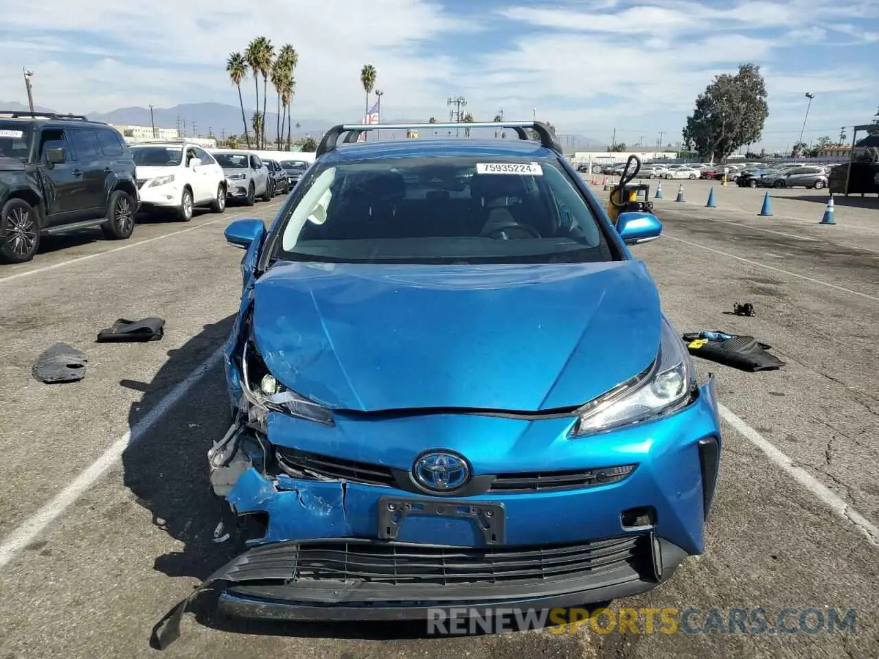 5 fotografías del automóvil dañado JTDKARFU3K3088497 TOYOTA PRIUS 2019