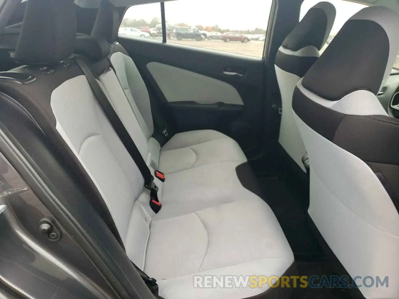 6 fotografías del automóvil dañado JTDKARFU3K3091805 TOYOTA PRIUS 2019
