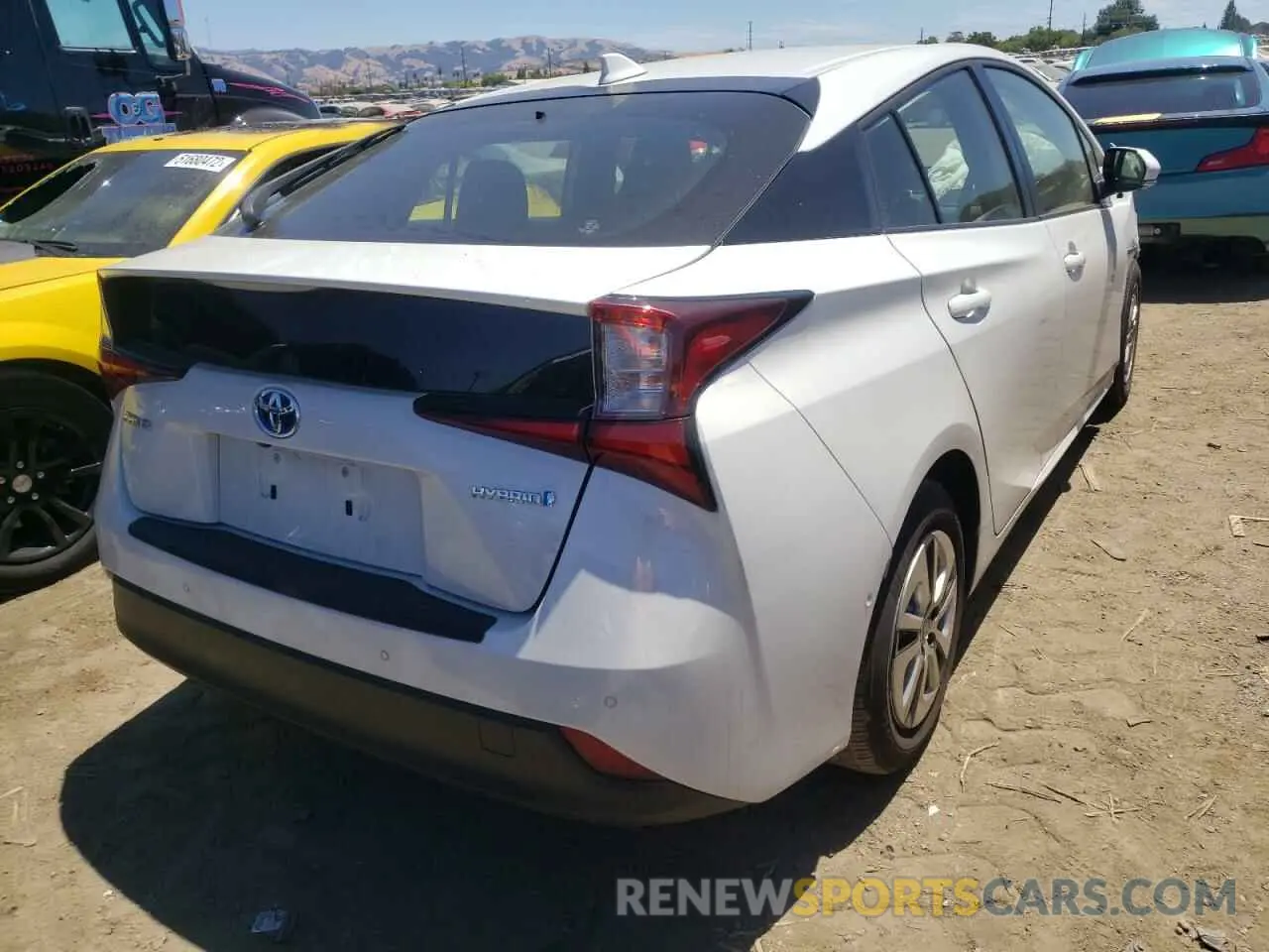 4 fotografías del automóvil dañado JTDKARFU3K3099046 TOYOTA PRIUS 2019