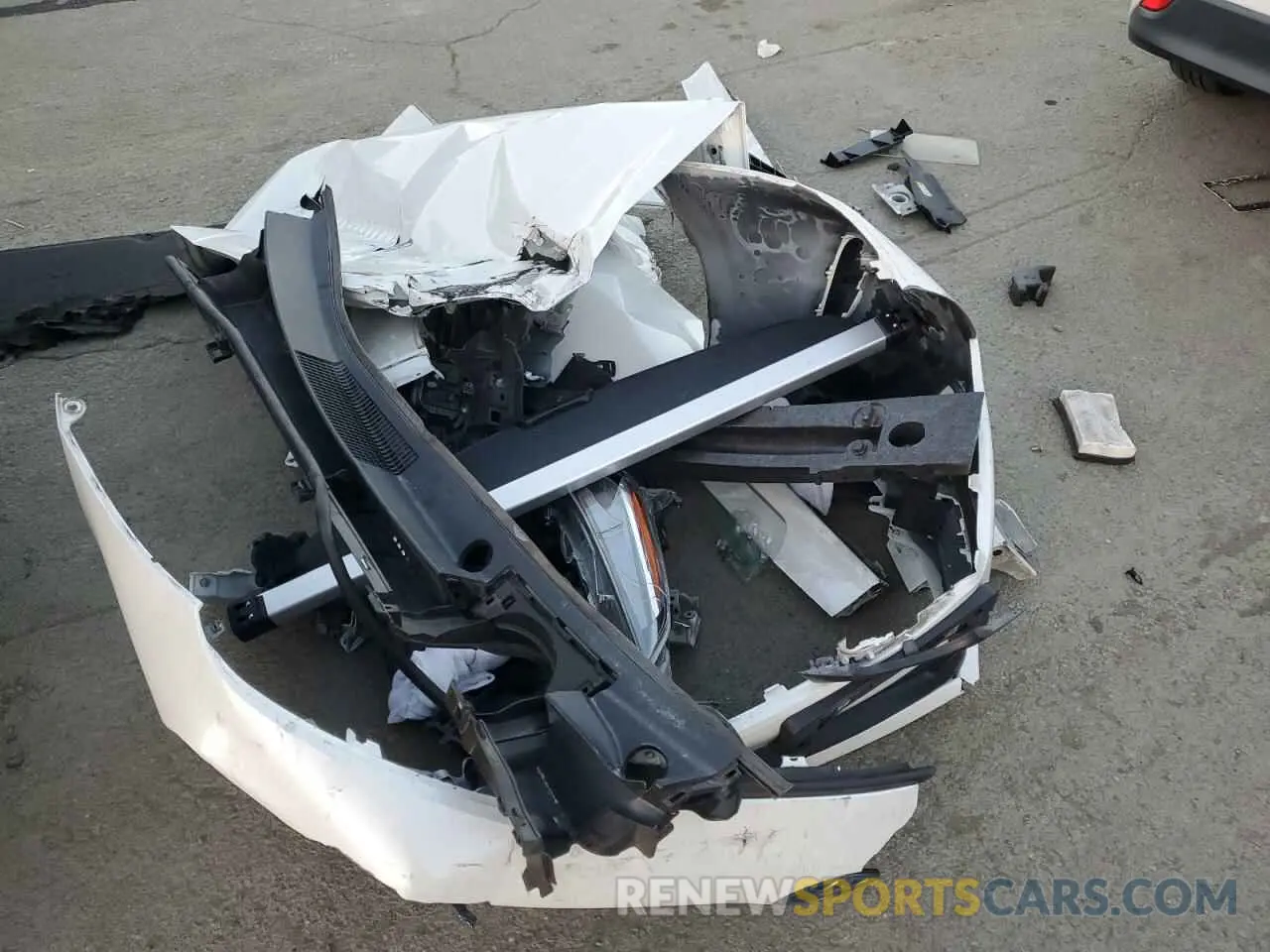 12 fotografías del automóvil dañado JTDKARFU3K3102365 TOYOTA PRIUS 2019