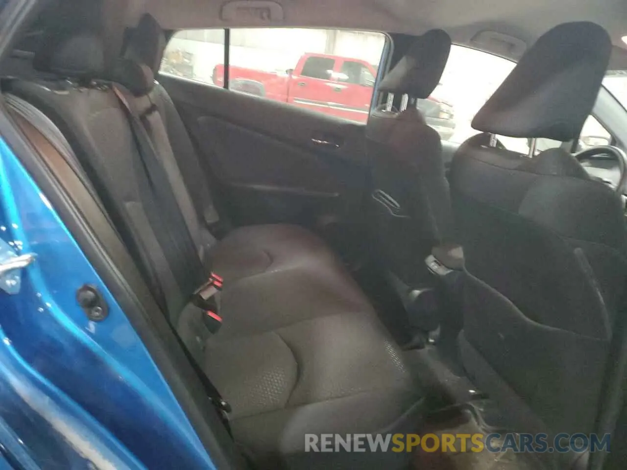 10 fotografías del automóvil dañado JTDKARFU4K3076374 TOYOTA PRIUS 2019