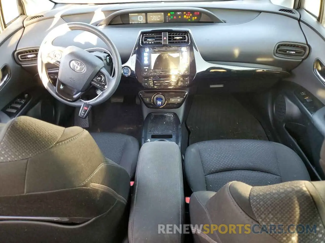 8 fotografías del automóvil dañado JTDKARFU4K3084684 TOYOTA PRIUS 2019