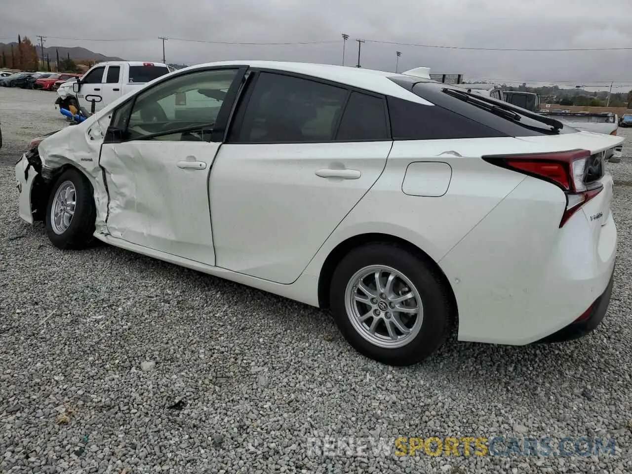 2 fotografías del automóvil dañado JTDKARFU4K3086600 TOYOTA PRIUS 2019