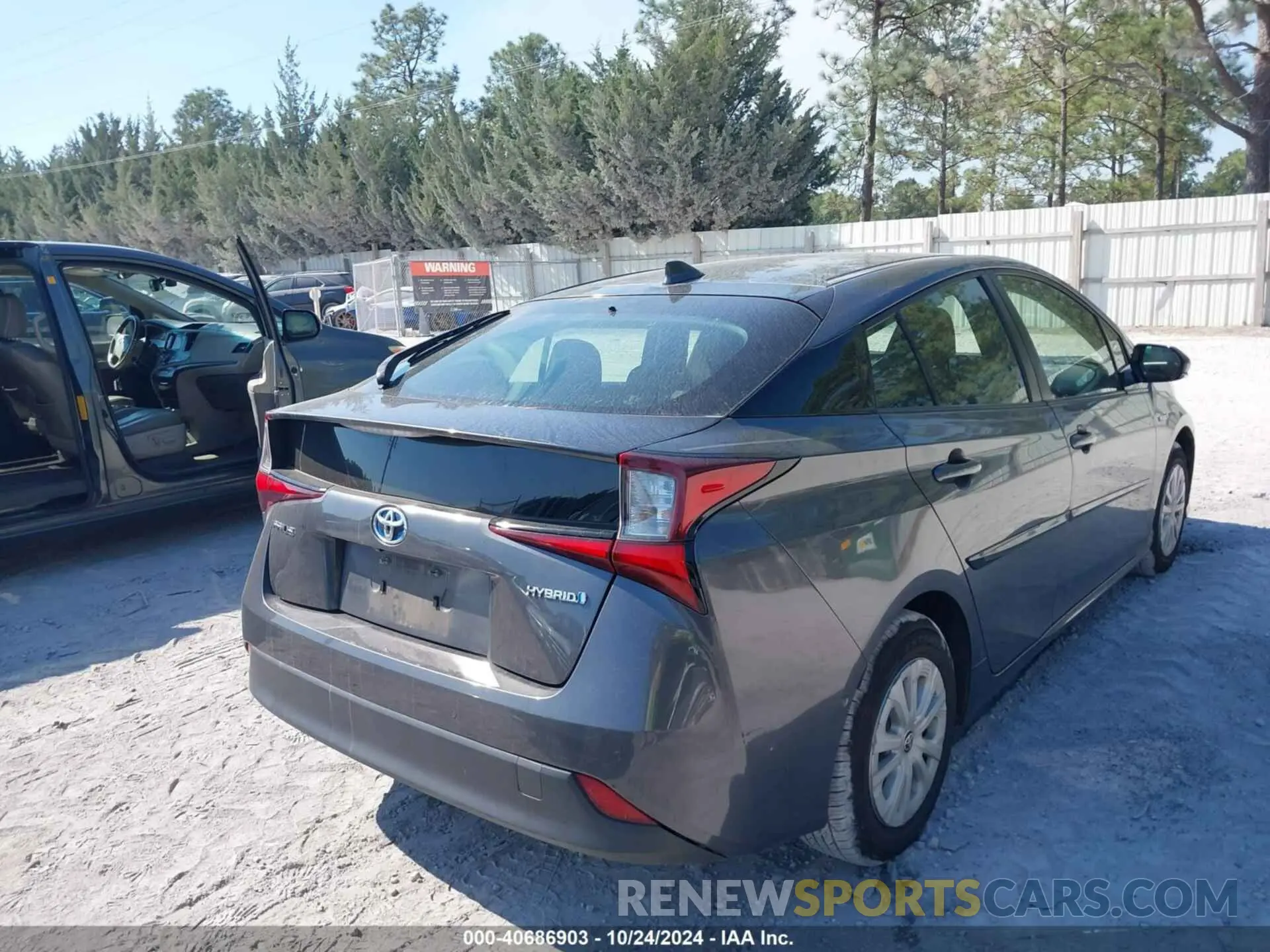 4 fotografías del automóvil dañado JTDKARFU4K3092297 TOYOTA PRIUS 2019