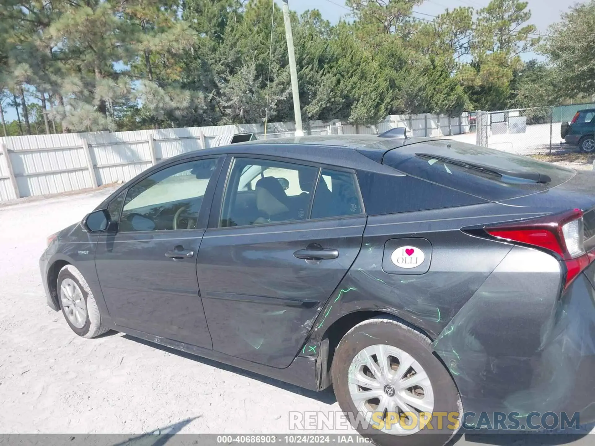 6 fotografías del automóvil dañado JTDKARFU4K3092297 TOYOTA PRIUS 2019