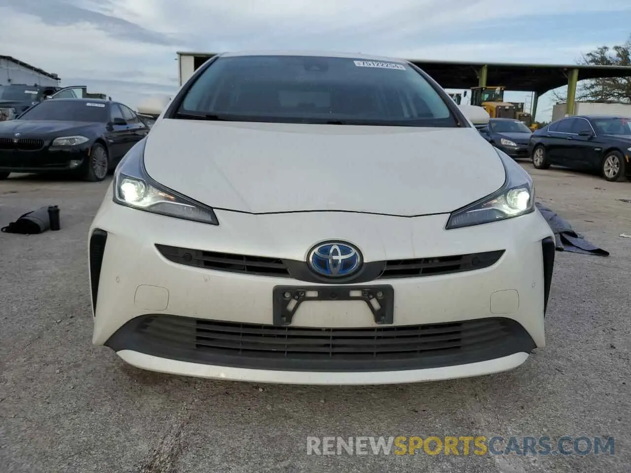 5 fotografías del automóvil dañado JTDKARFU4K3093515 TOYOTA PRIUS 2019