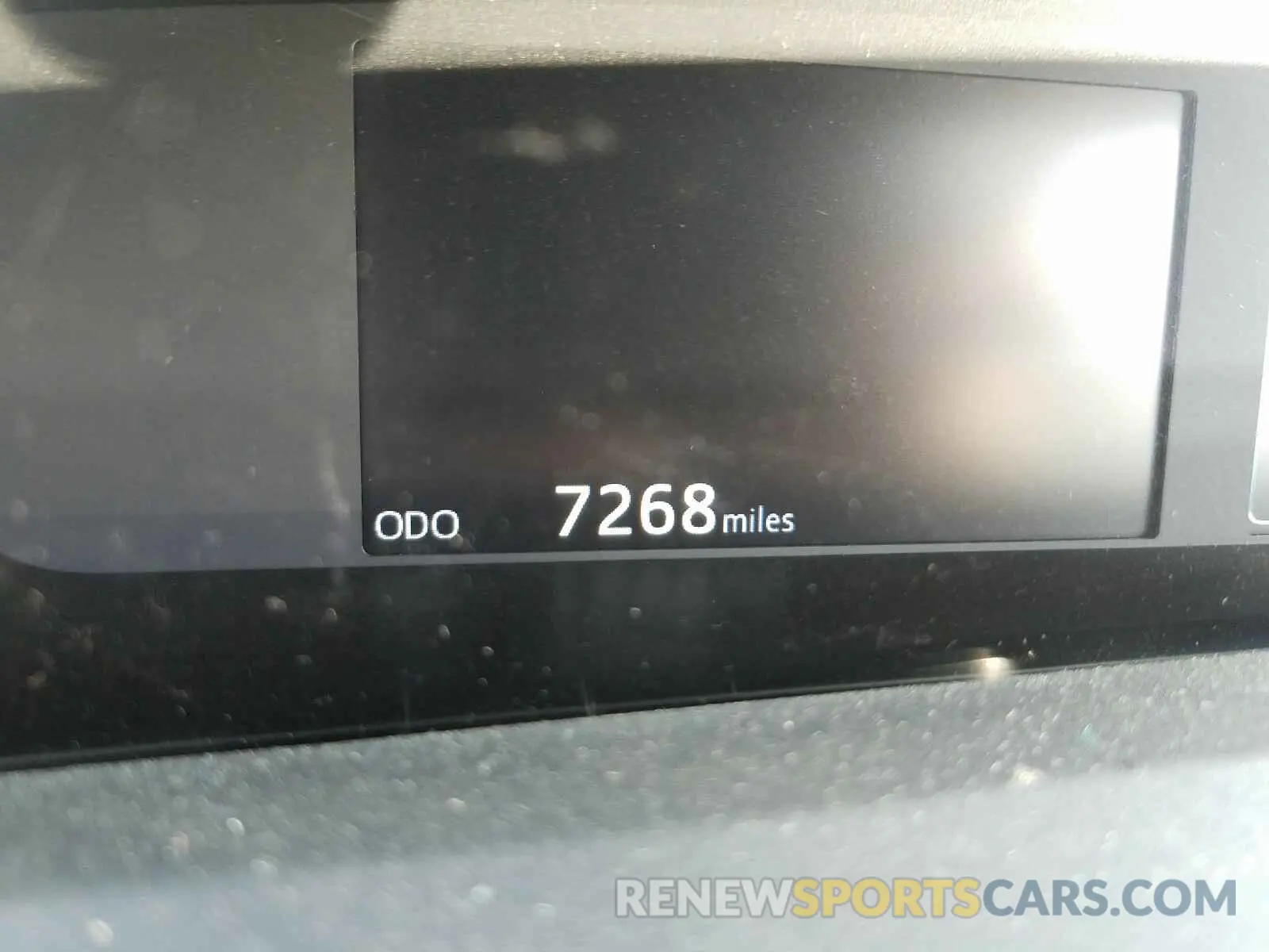 8 fotografías del automóvil dañado JTDKARFU5K3070003 TOYOTA PRIUS 2019