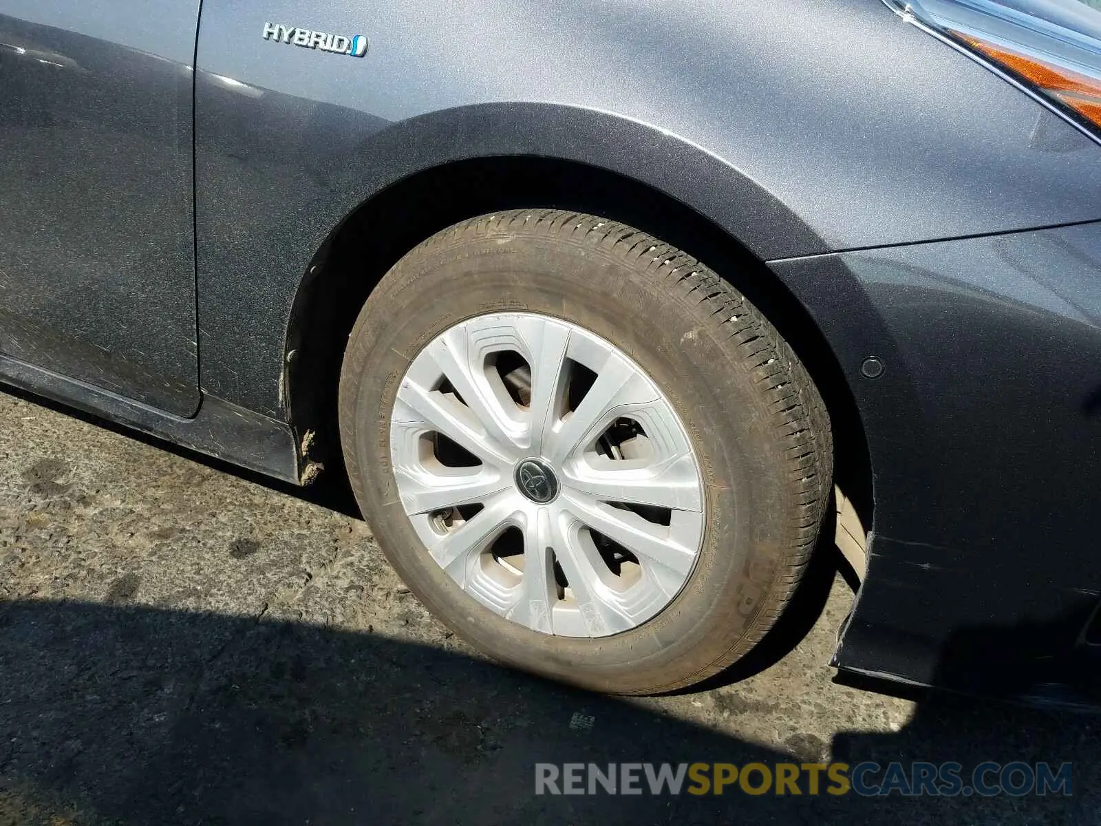 9 fotografías del automóvil dañado JTDKARFU5K3070003 TOYOTA PRIUS 2019