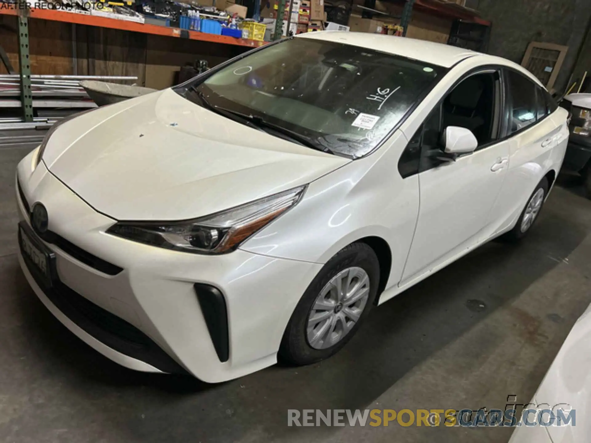 5 fotografías del automóvil dañado JTDKARFU5K3071006 TOYOTA PRIUS 2019