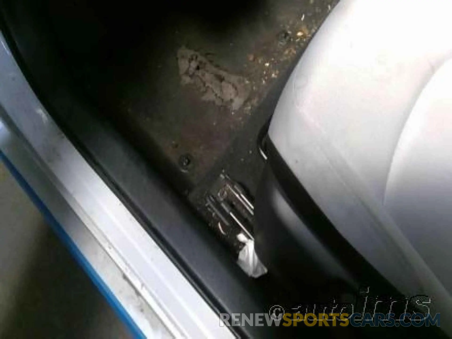 2 fotografías del automóvil dañado JTDKARFU5K3071796 TOYOTA PRIUS 2019