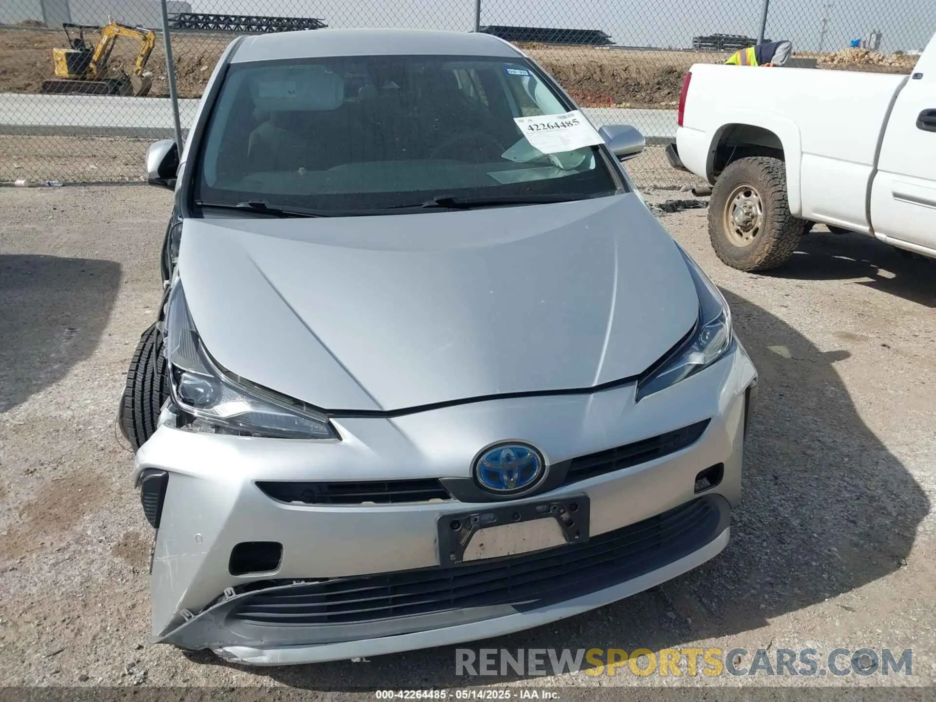 12 fotografías del automóvil dañado JTDKARFU5K3073984 TOYOTA PRIUS 2019