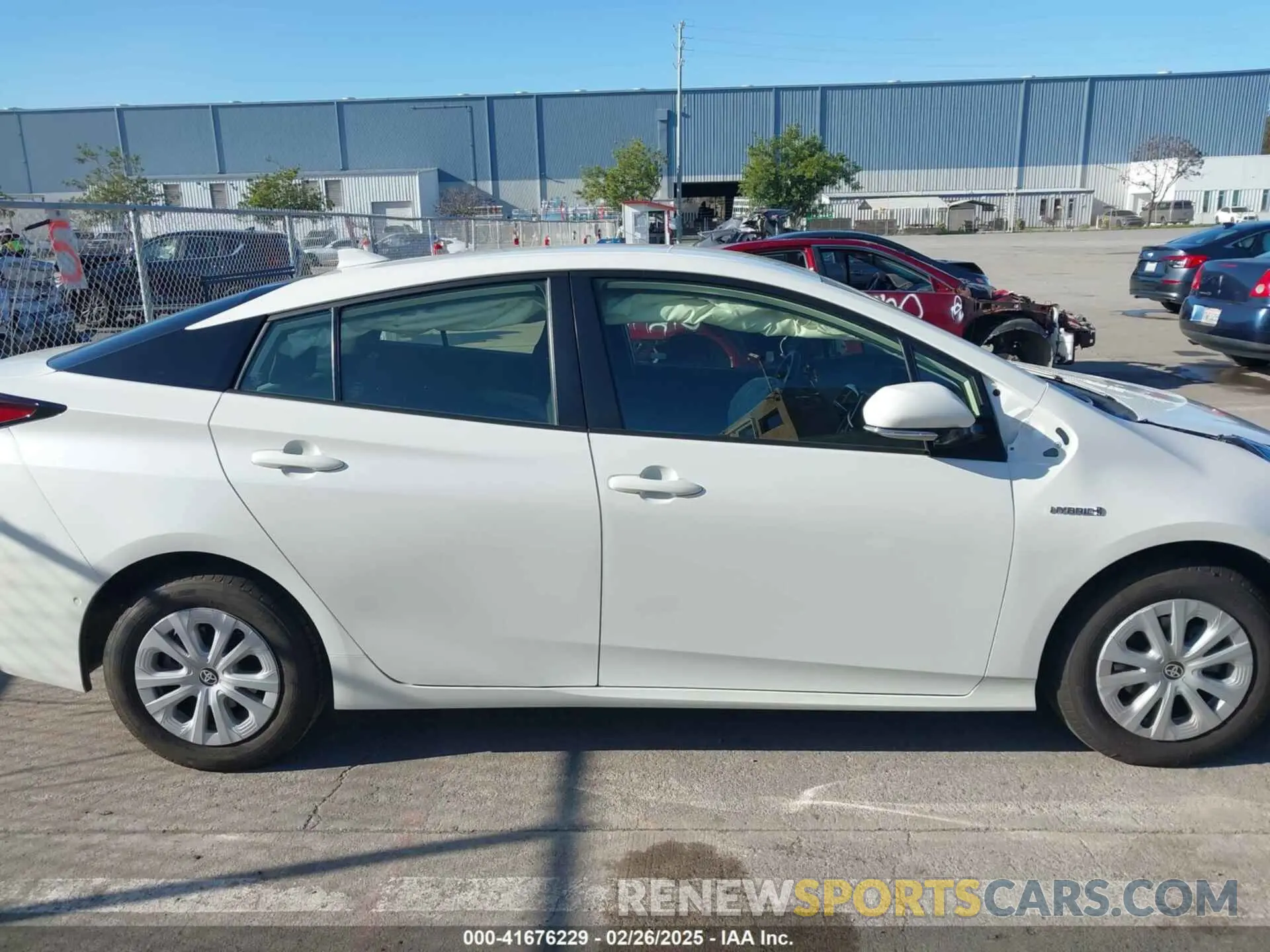 12 fotografías del automóvil dañado JTDKARFU5K3074181 TOYOTA PRIUS 2019