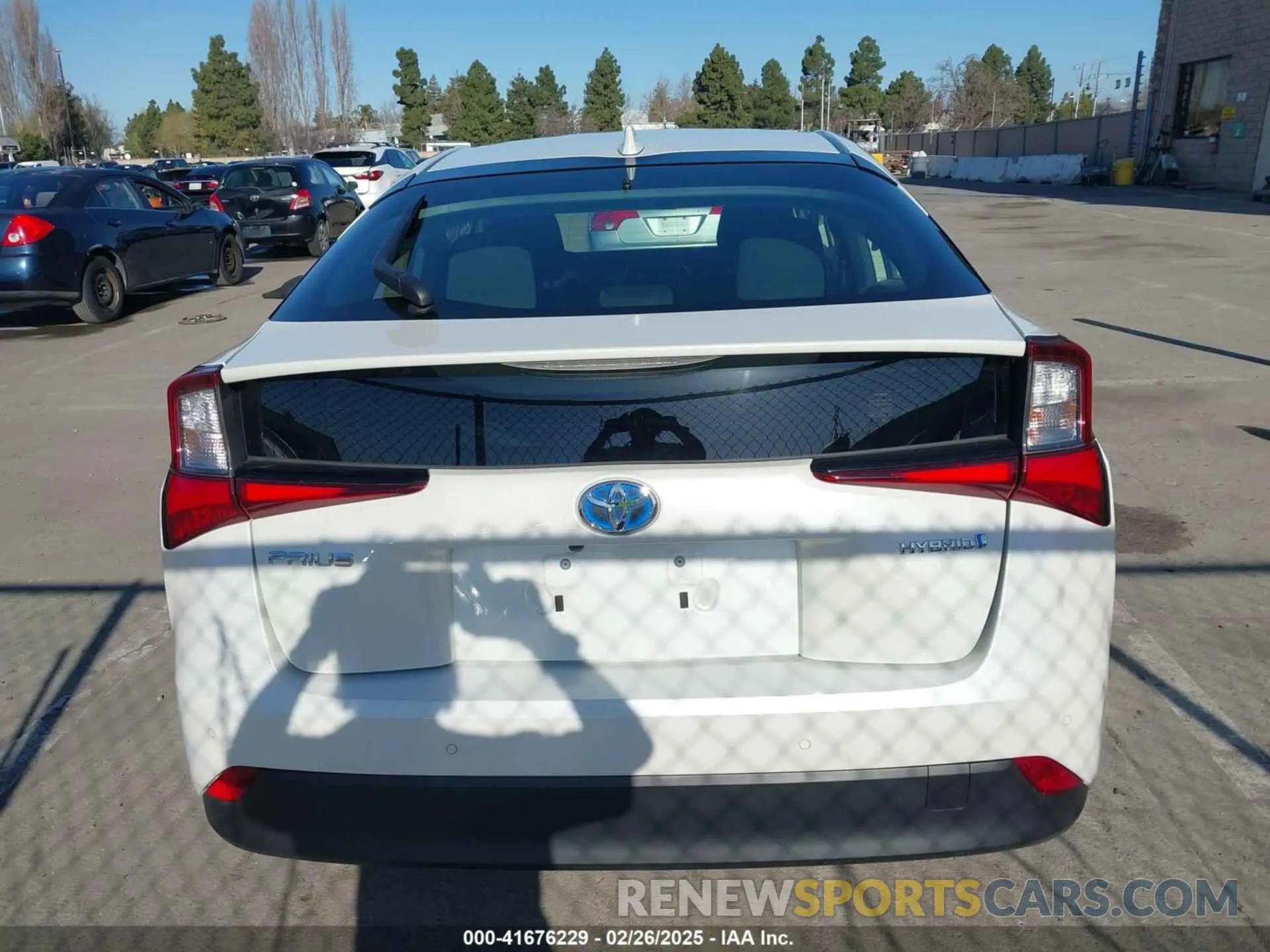 15 fotografías del automóvil dañado JTDKARFU5K3074181 TOYOTA PRIUS 2019
