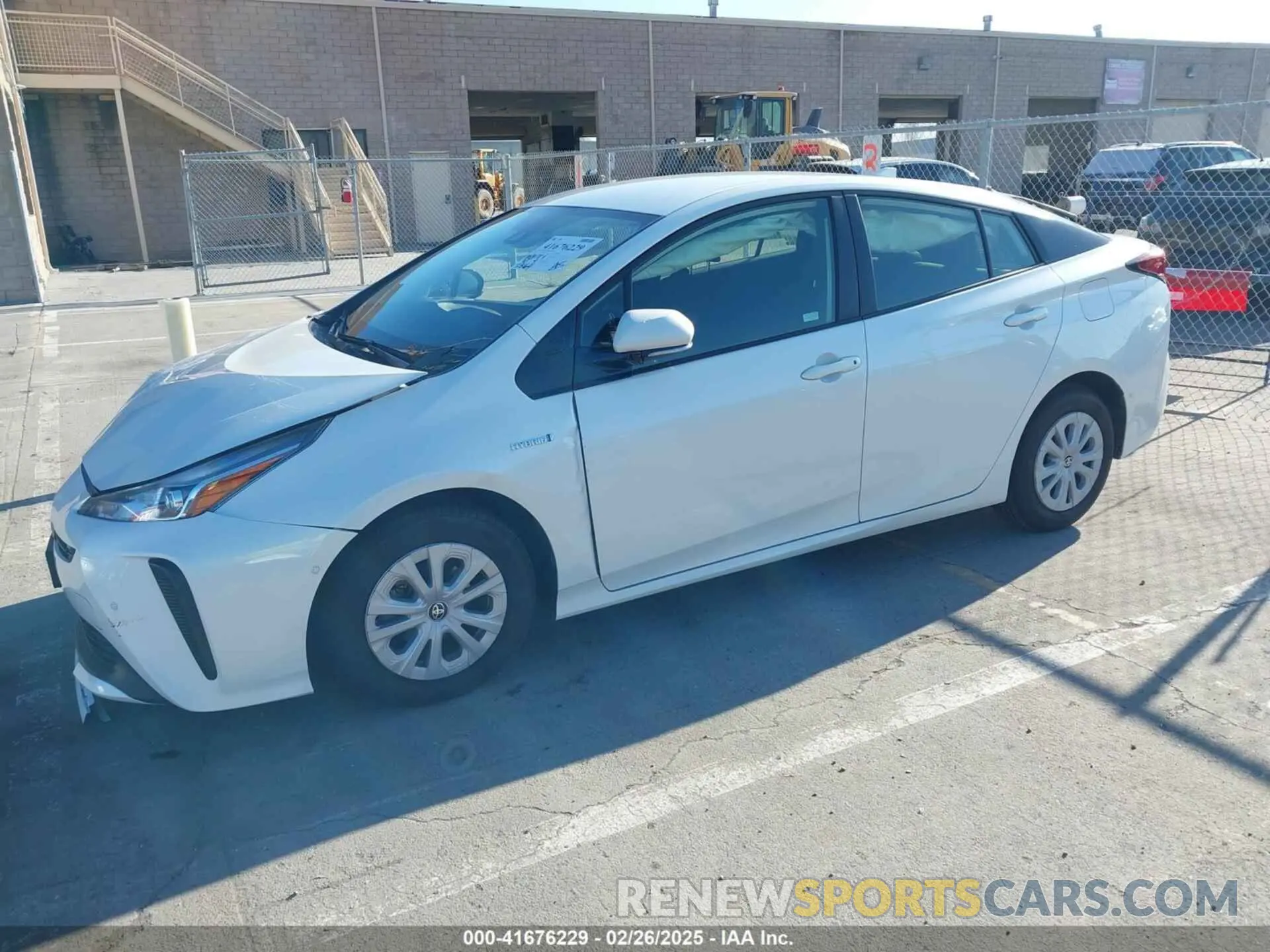 2 fotografías del automóvil dañado JTDKARFU5K3074181 TOYOTA PRIUS 2019