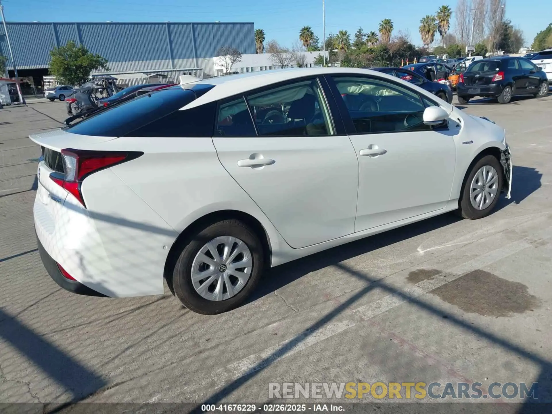 4 fotografías del automóvil dañado JTDKARFU5K3074181 TOYOTA PRIUS 2019