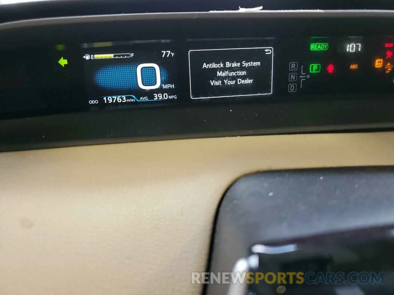 9 fotografías del automóvil dañado JTDKARFU5K3100990 TOYOTA PRIUS 2019