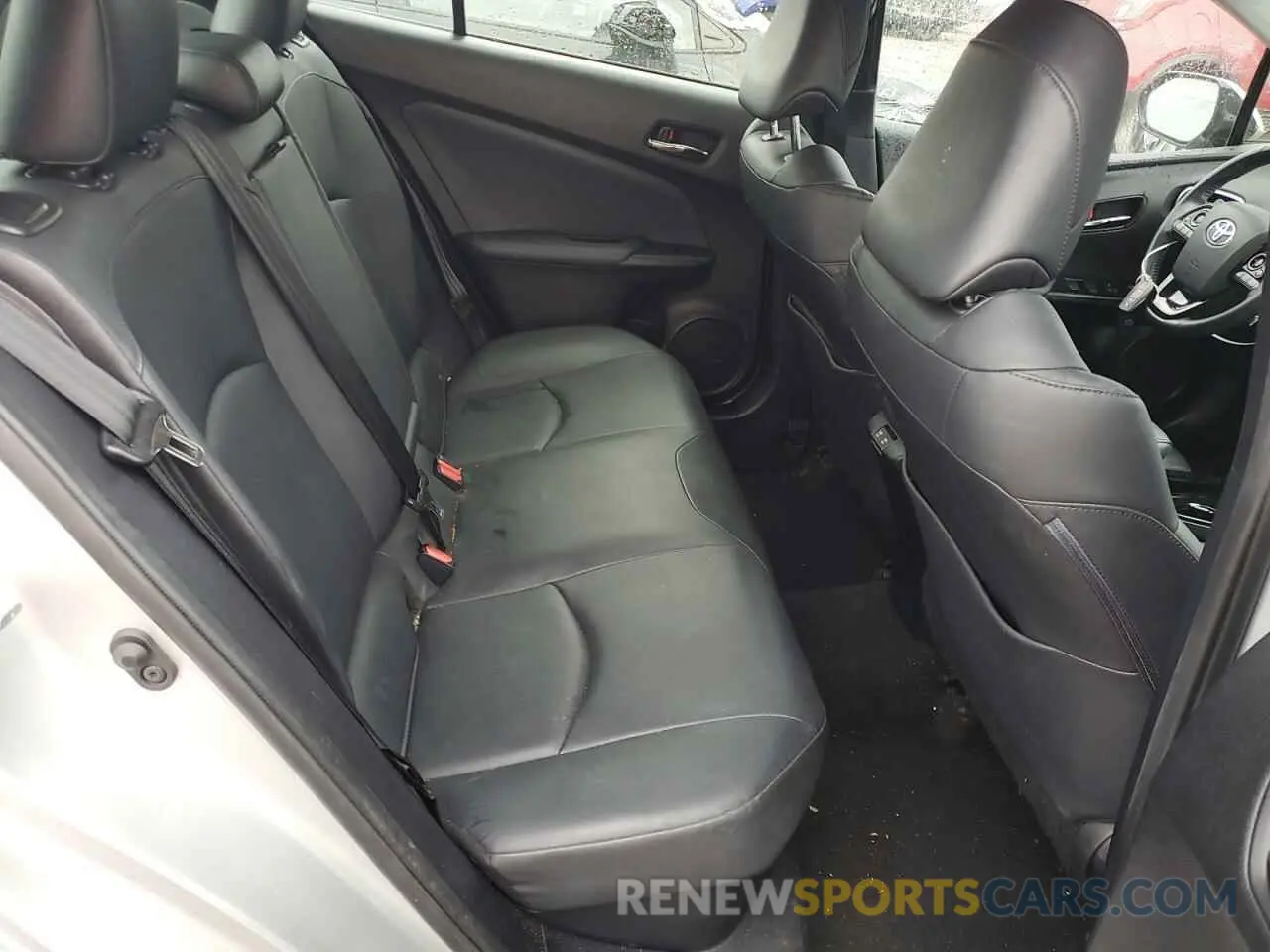 10 fotografías del automóvil dañado JTDKARFU5K3102626 TOYOTA PRIUS 2019
