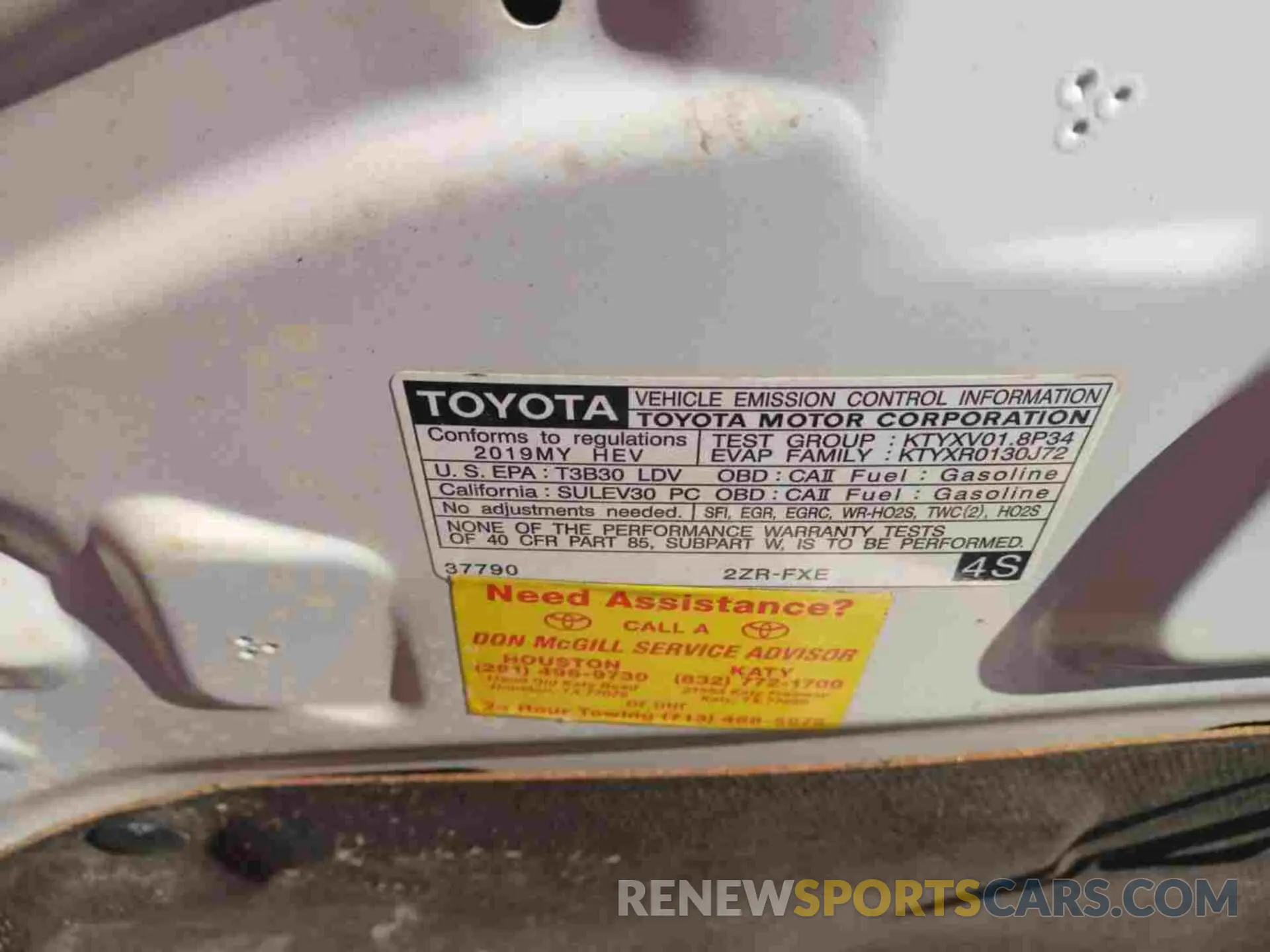 9 fotografías del automóvil dañado JTDKARFU6K3071984 TOYOTA PRIUS 2019