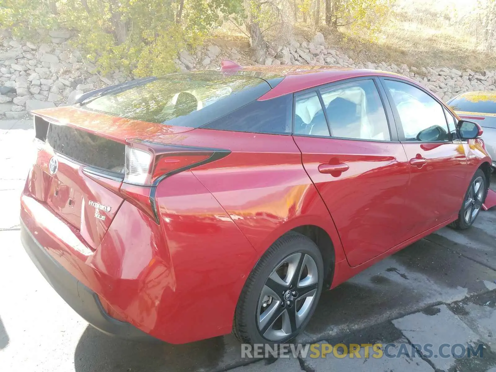 4 fotografías del automóvil dañado JTDKARFU6K3079437 TOYOTA PRIUS 2019