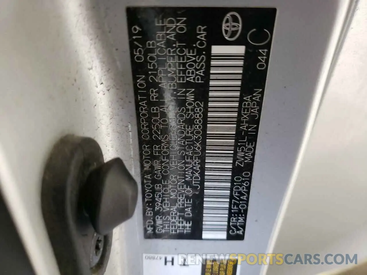 12 fotografías del automóvil dañado JTDKARFU6K3088882 TOYOTA PRIUS 2019