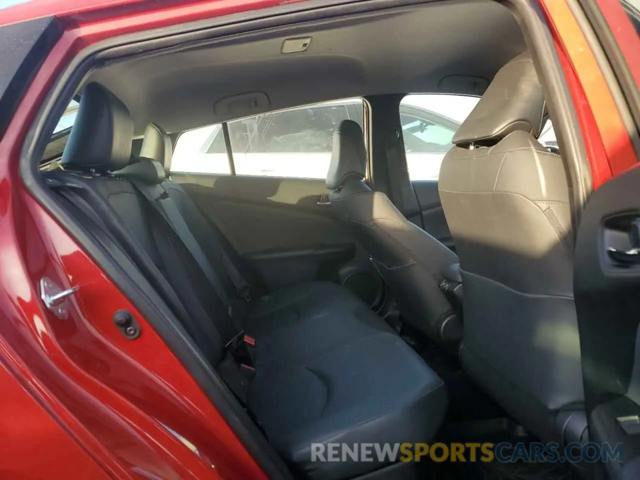 10 fotografías del automóvil dañado JTDKARFU6K3089269 TOYOTA PRIUS 2019