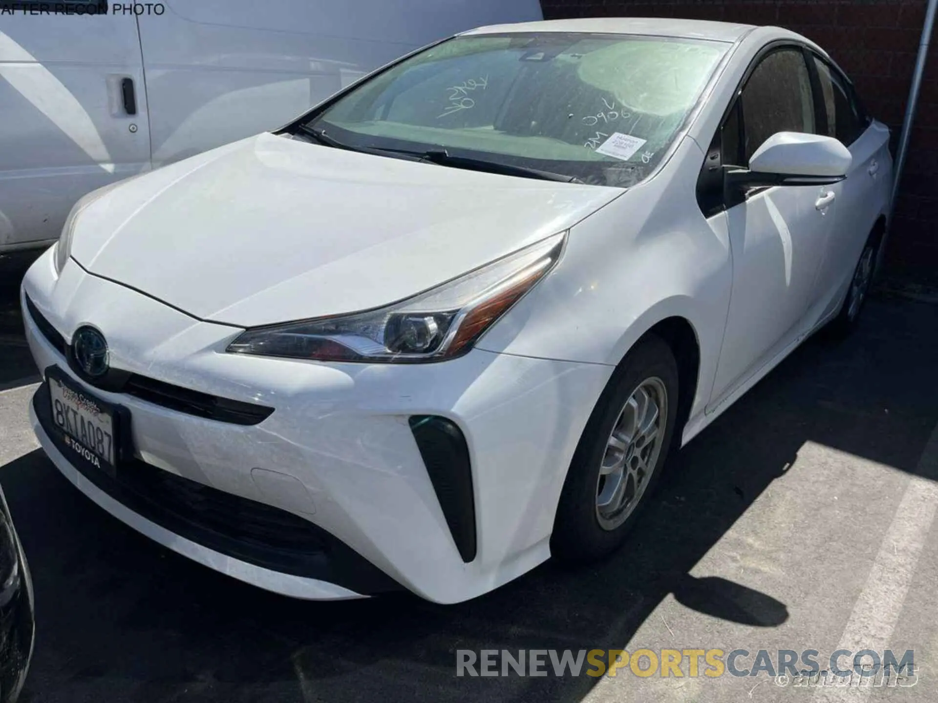 7 fotografías del automóvil dañado JTDKARFU6K3090647 TOYOTA PRIUS 2019