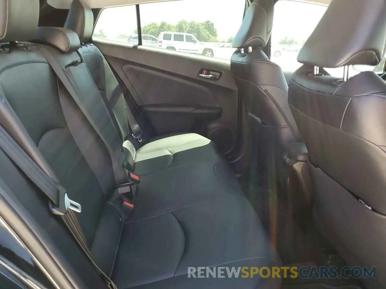 10 fotografías del automóvil dañado JTDKARFU7K3071668 TOYOTA PRIUS 2019