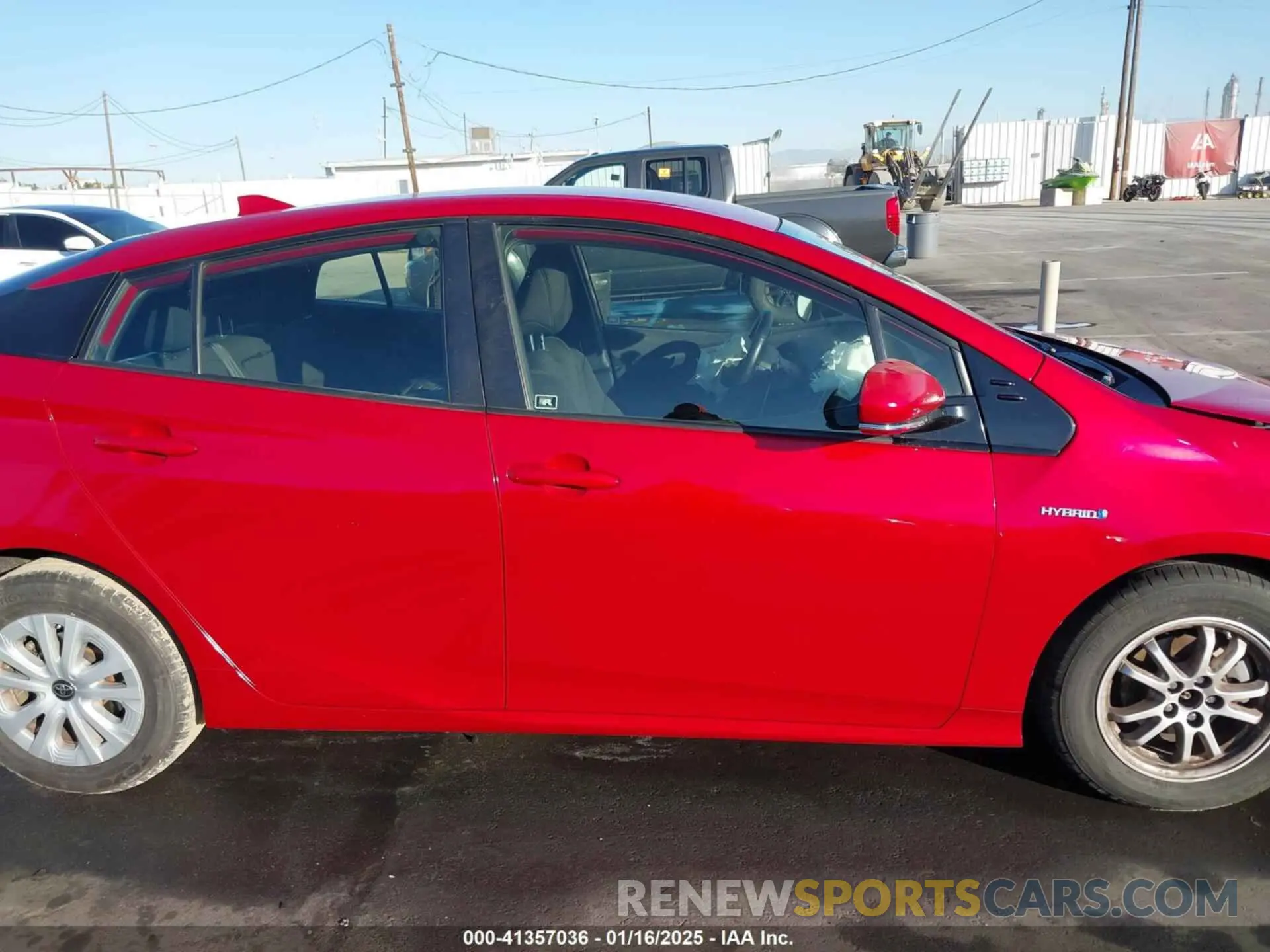 14 fotografías del automóvil dañado JTDKARFU7K3074781 TOYOTA PRIUS 2019