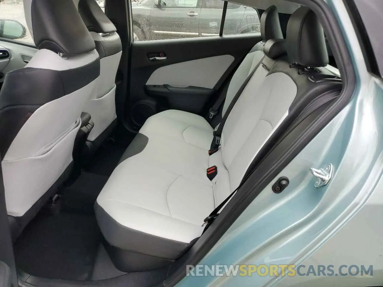 10 fotografías del automóvil dañado JTDKARFU7K3077695 TOYOTA PRIUS 2019