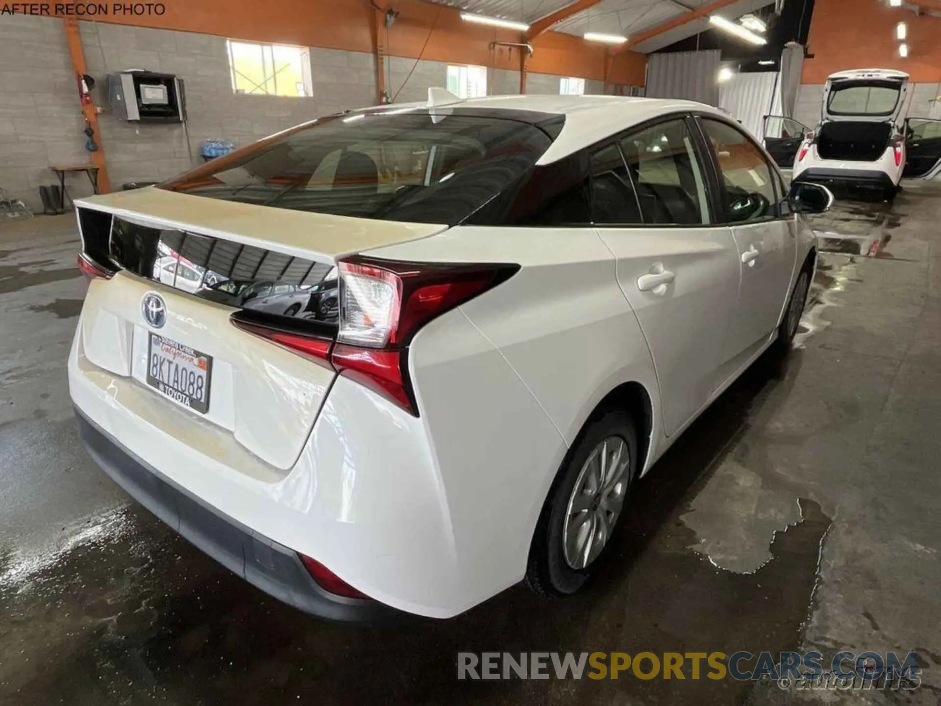 3 fotografías del automóvil dañado JTDKARFU7K3090074 TOYOTA PRIUS 2019