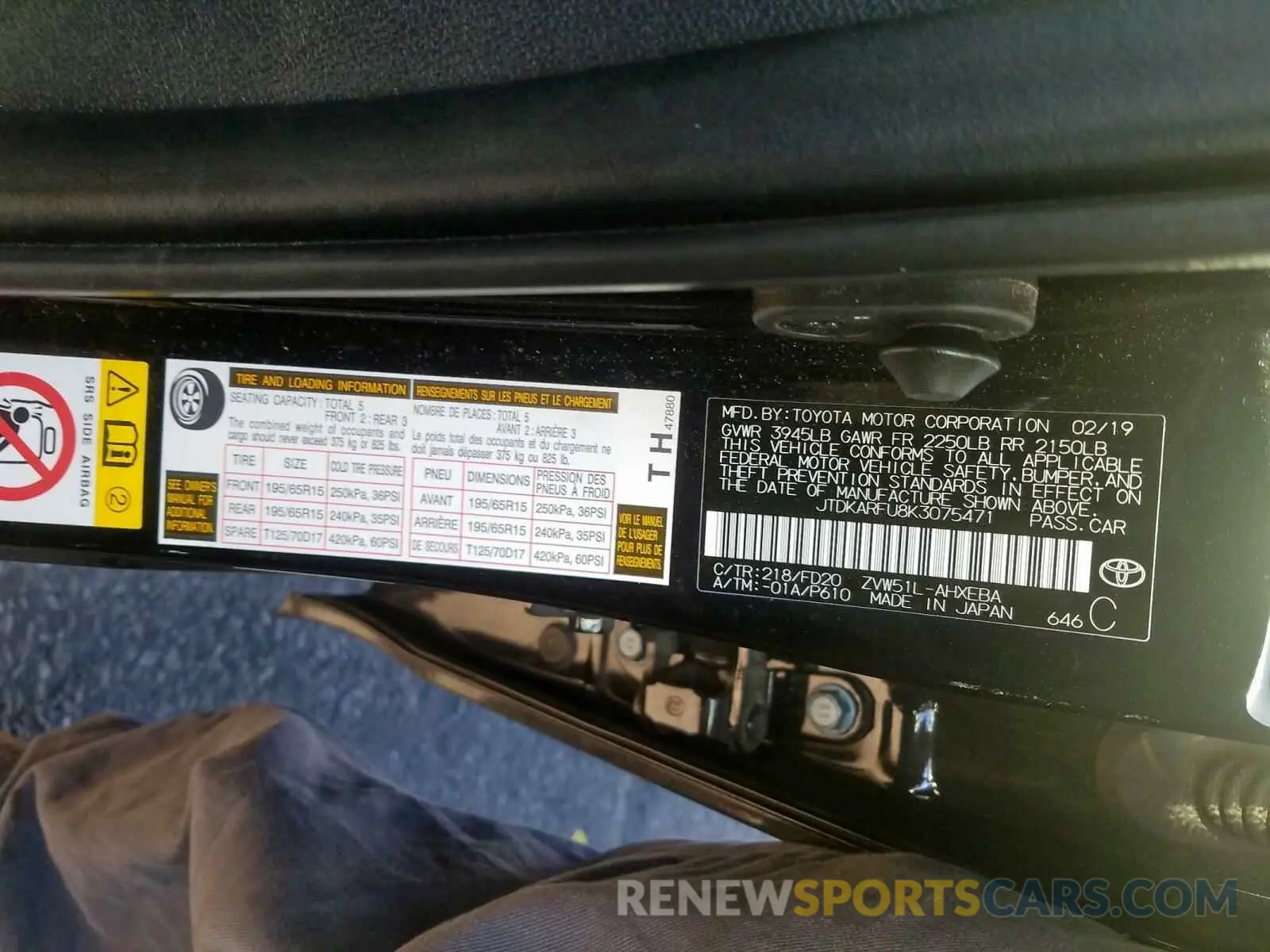 10 fotografías del automóvil dañado JTDKARFU8K3075471 TOYOTA PRIUS 2019
