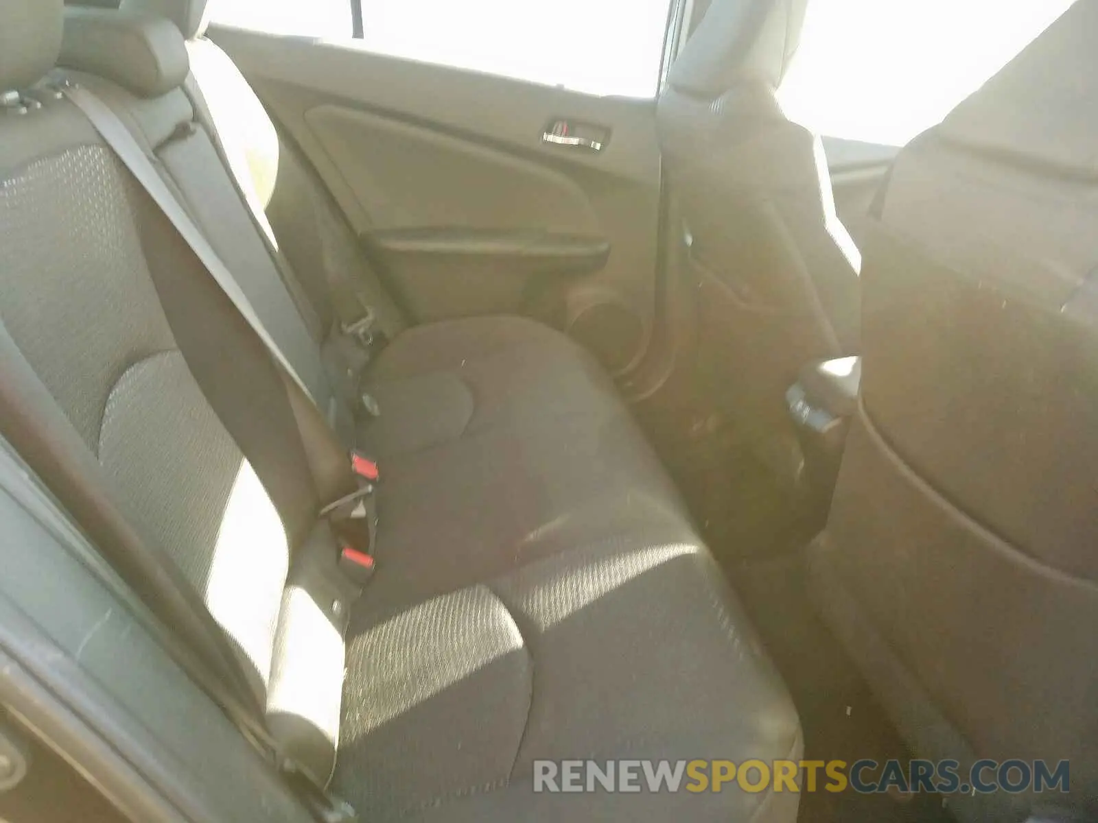 6 fotografías del automóvil dañado JTDKARFU8K3075471 TOYOTA PRIUS 2019