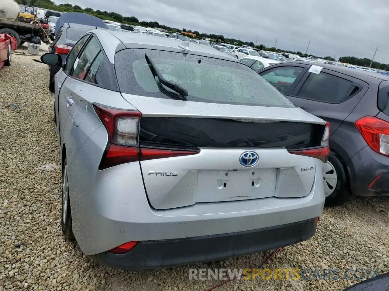 6 fotografías del automóvil dañado JTDKARFU8K3082713 TOYOTA PRIUS 2019