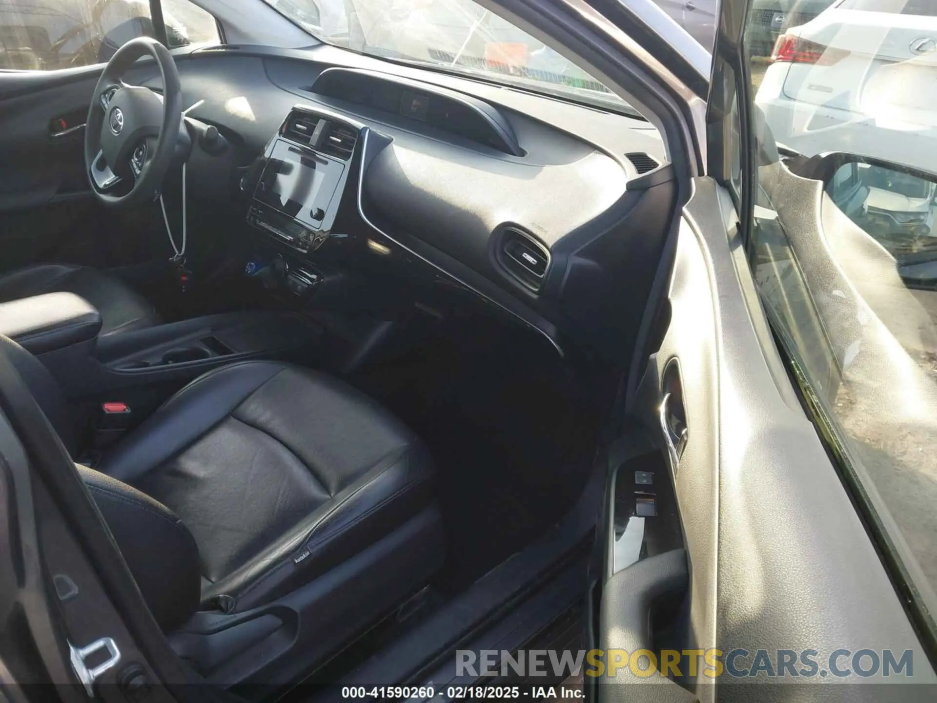 5 fotografías del automóvil dañado JTDKARFU8K3087751 TOYOTA PRIUS 2019