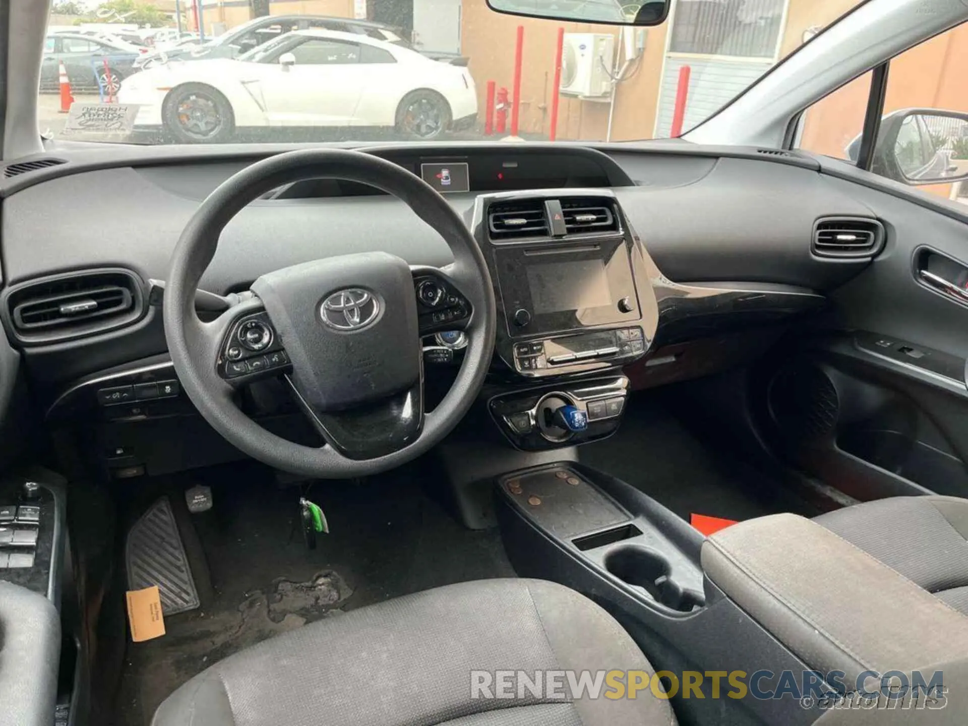 9 fotografías del automóvil dañado JTDKARFU8K3089984 TOYOTA PRIUS 2019
