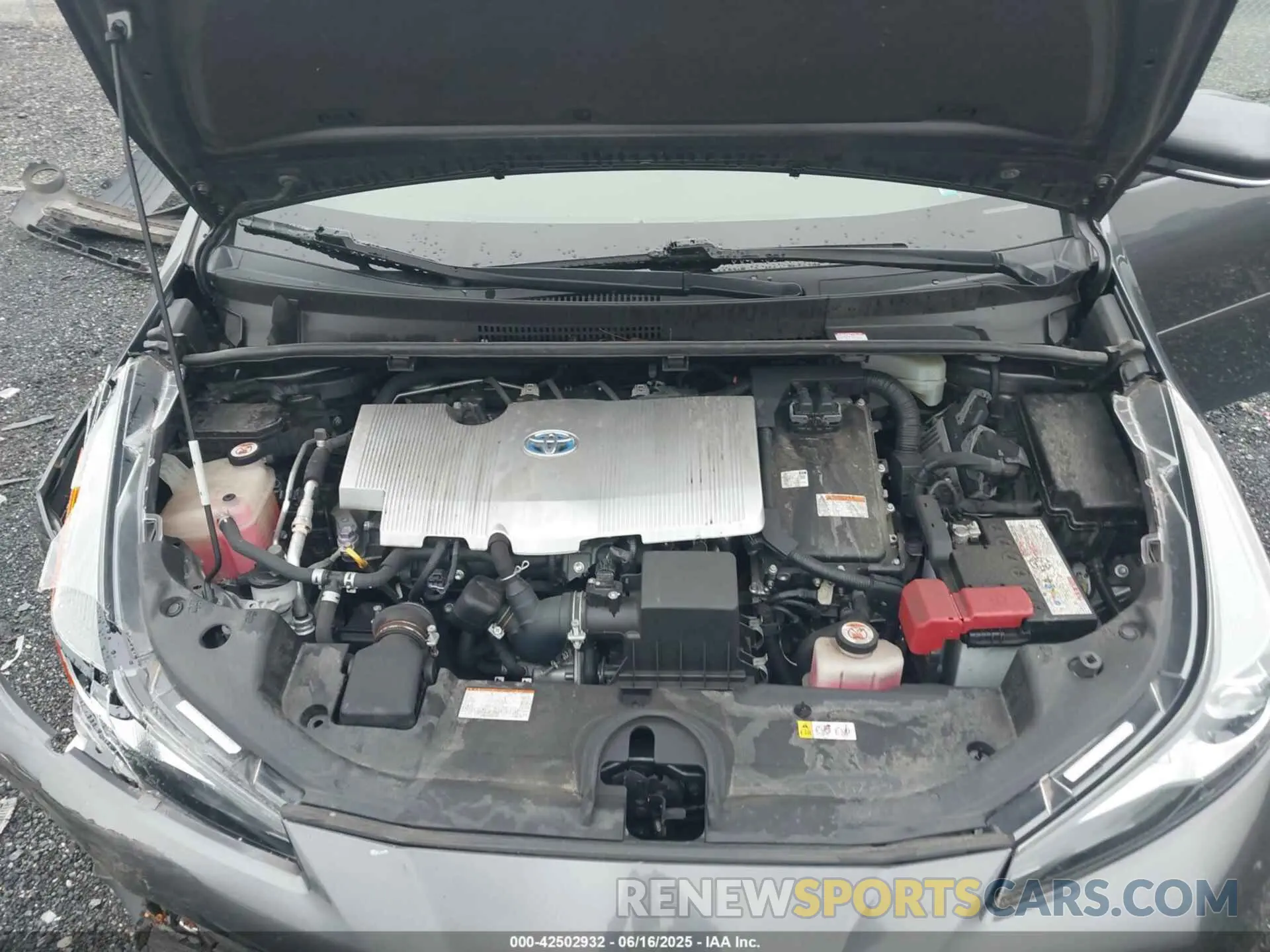 10 fotografías del automóvil dañado JTDKARFU8K3093579 TOYOTA PRIUS 2019