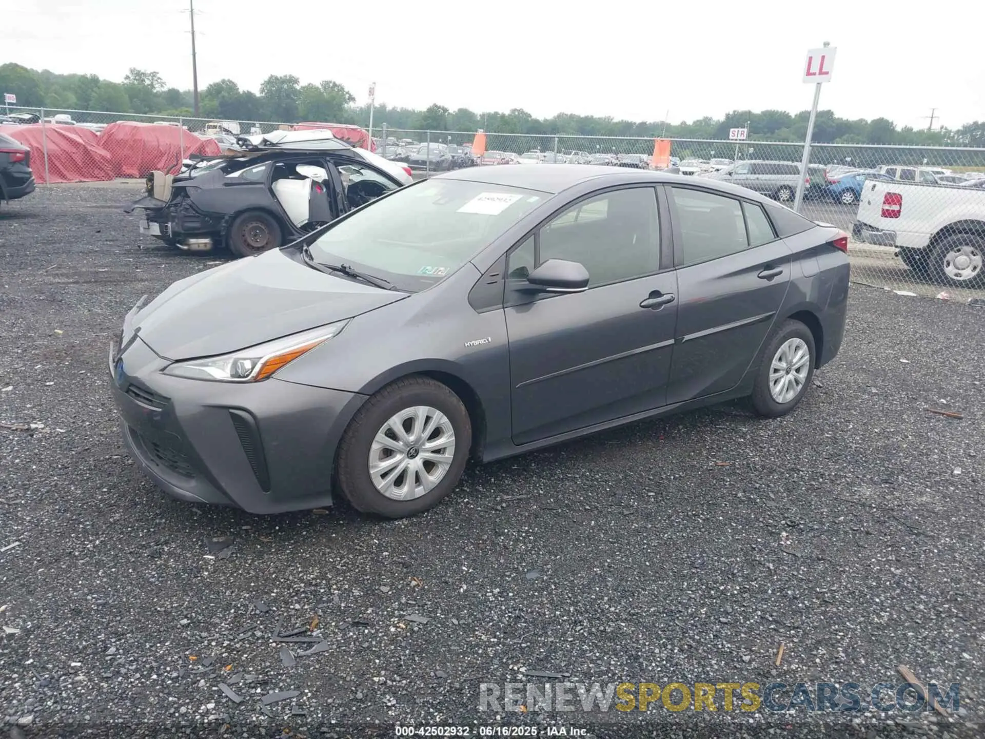 2 fotografías del automóvil dañado JTDKARFU8K3093579 TOYOTA PRIUS 2019